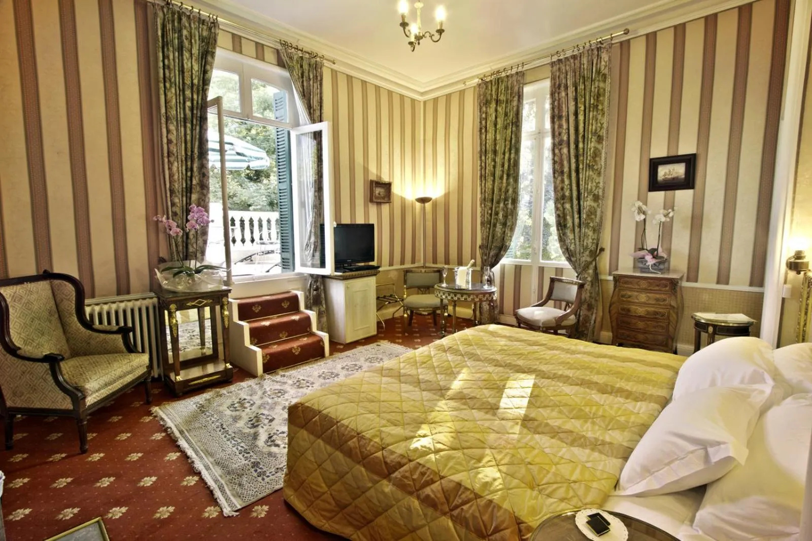 Deluxe Double Room in Belle Isle Sur Risle - Chateau Hotel & Spa
