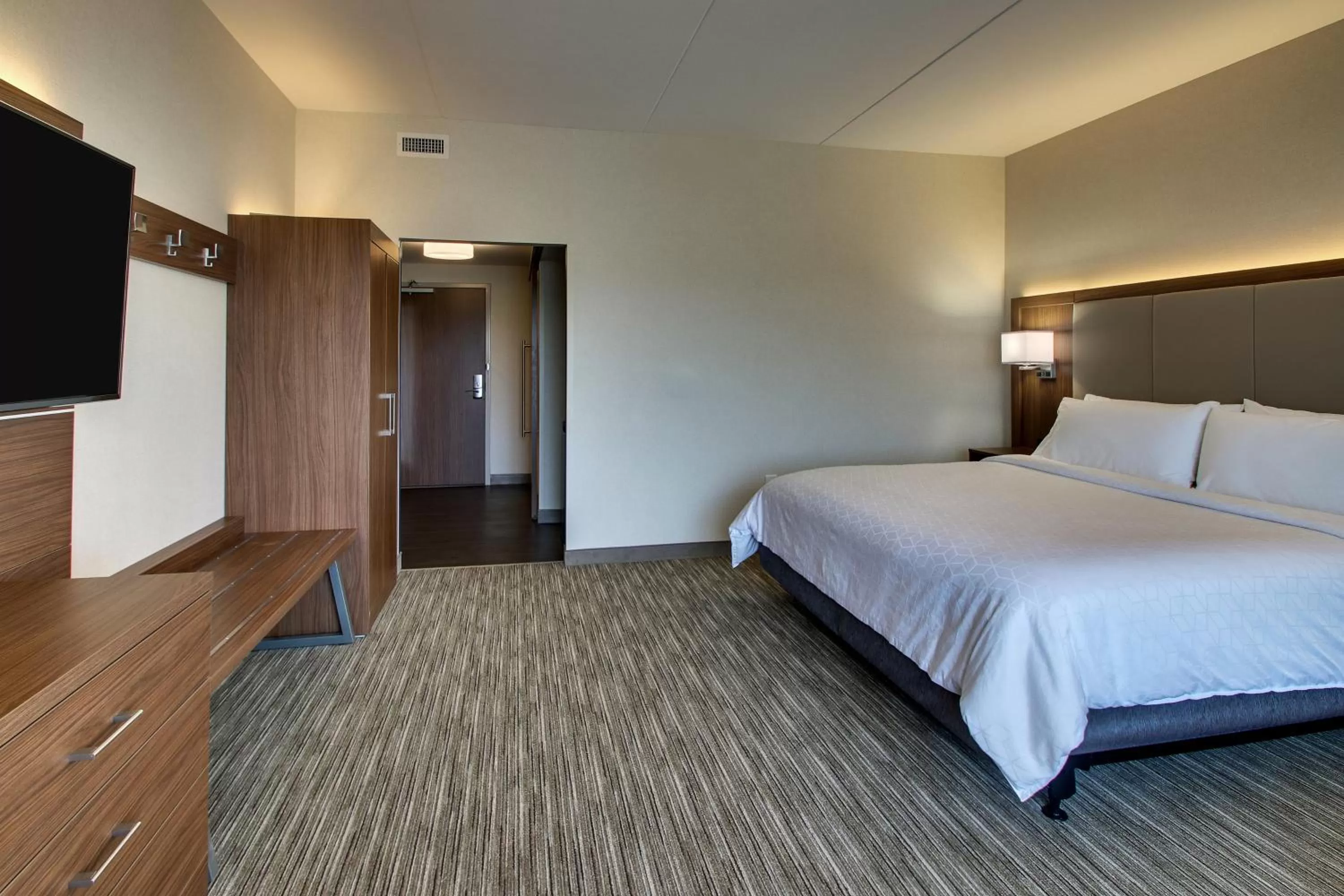 Standard Room in Holiday Inn Express & Suites Findlay North by IHG