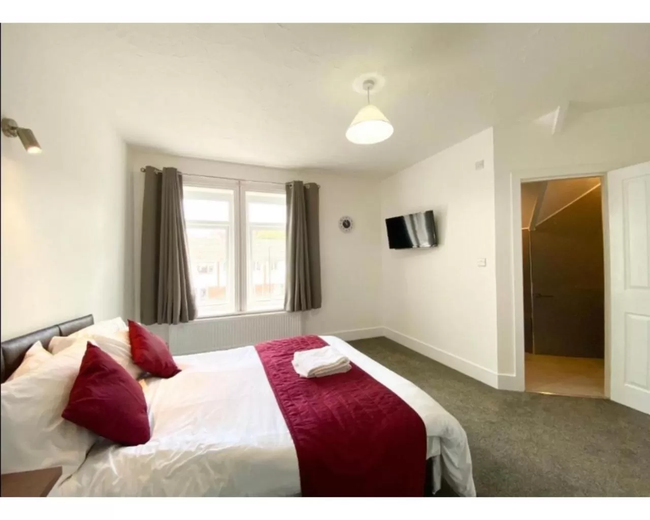 Double Room with Private Bathroom in The Bitterne Park