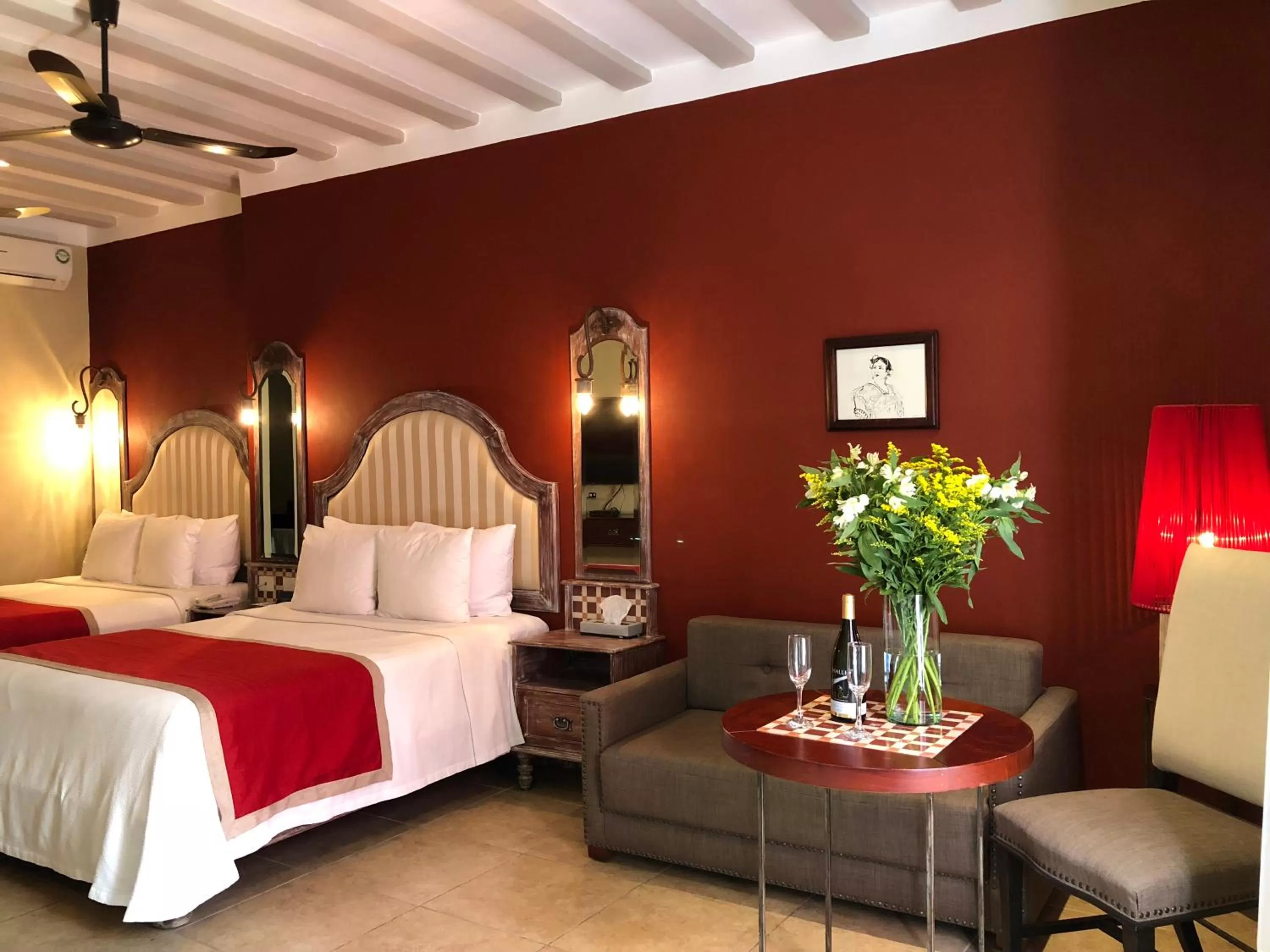 Queen Room with Two Queen Beds in Casa Italia Luxury Guest House - Adults Only