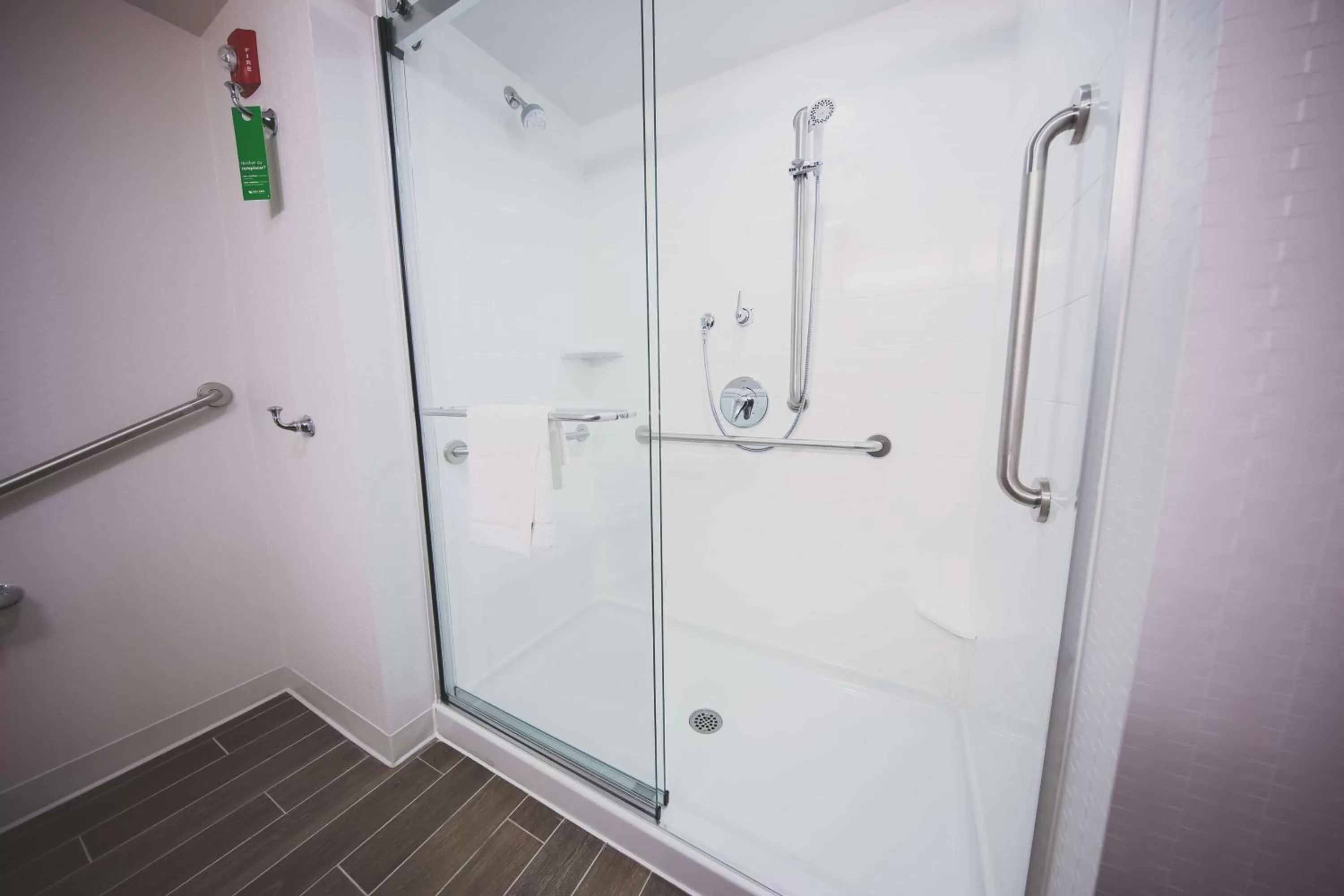 King Room - Hearing Accessible in Hampton Inn & Suites by Hilton Bolton