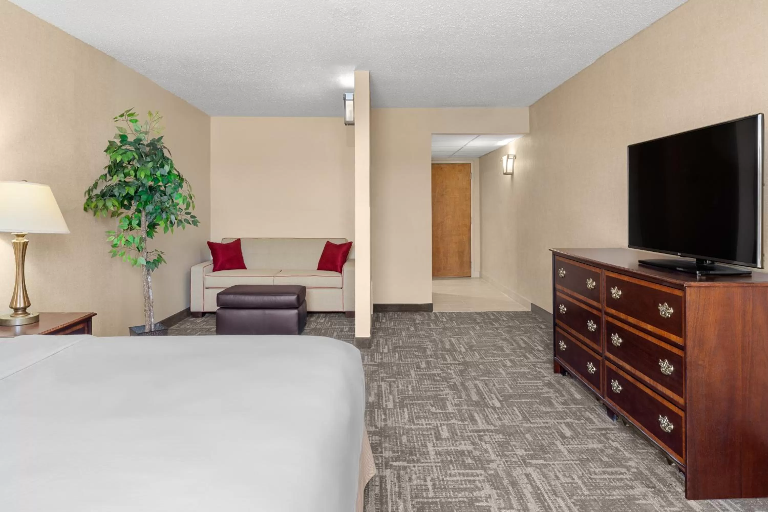 King Room - single occupancy - Disability Access in Montana Trailhead Inn