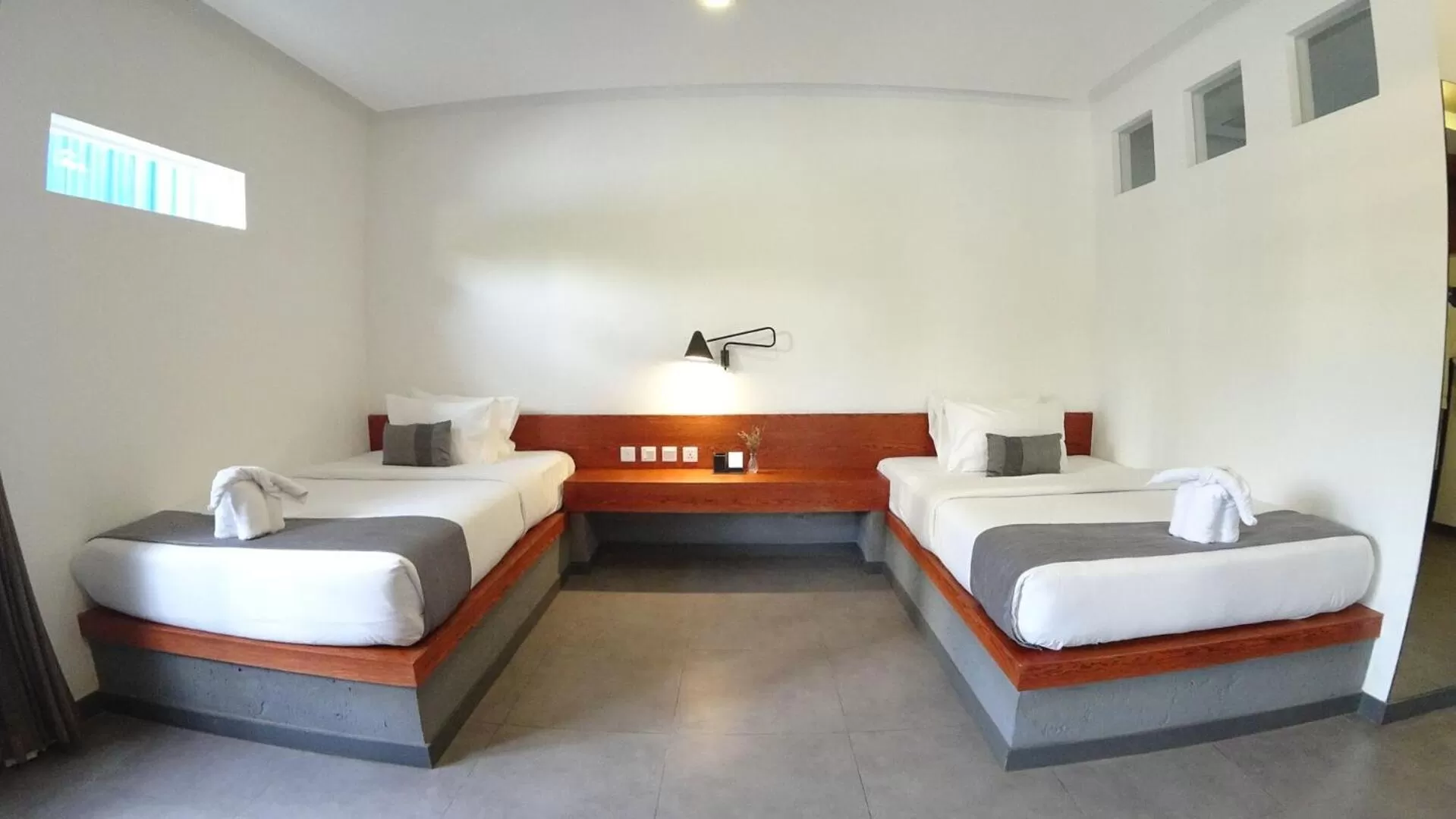 Superior Twin Room in Bopha Bassac Boutique Hotel