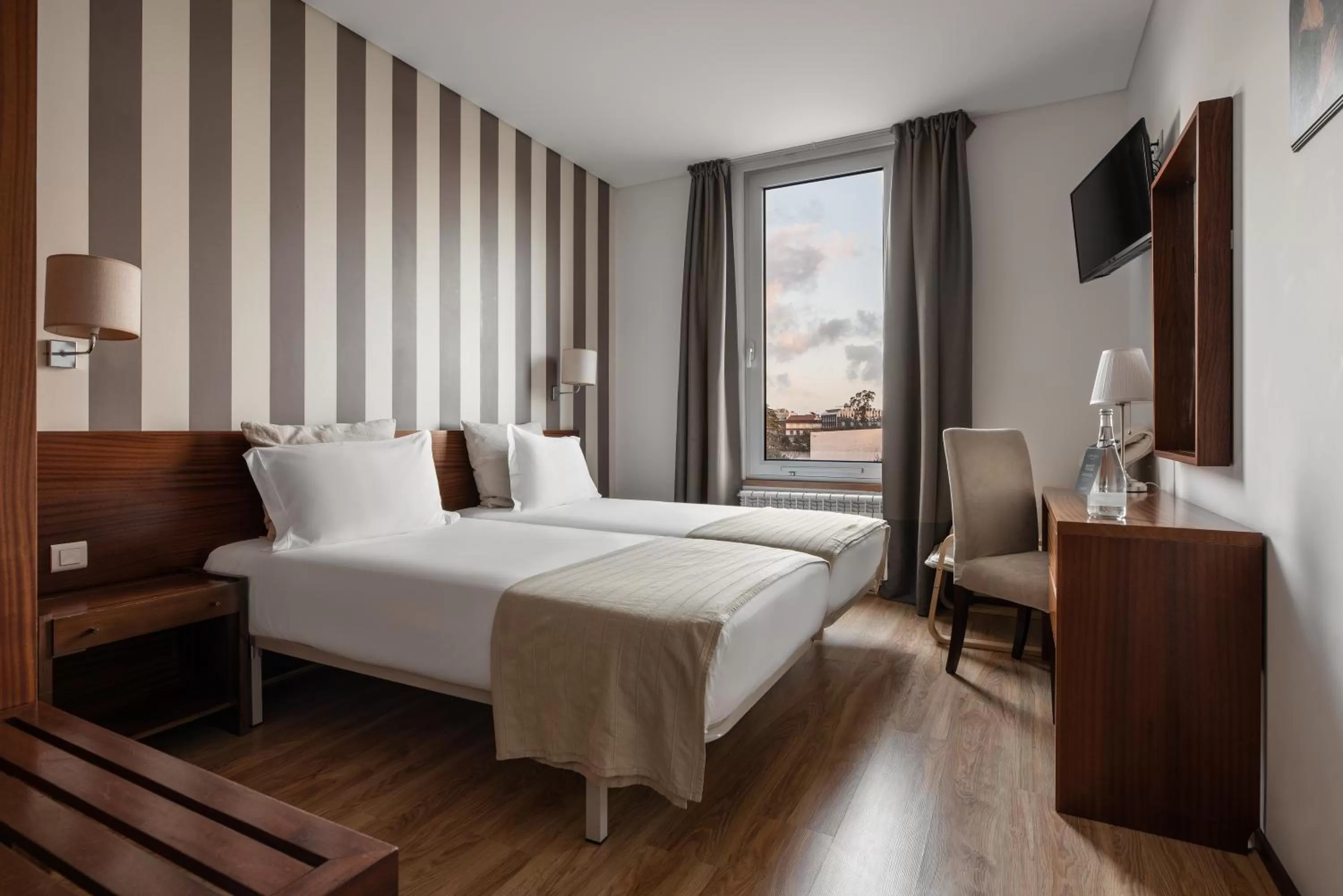 Double or Twin Room with Sanctuary View in Crisol Tres Pastorinhos