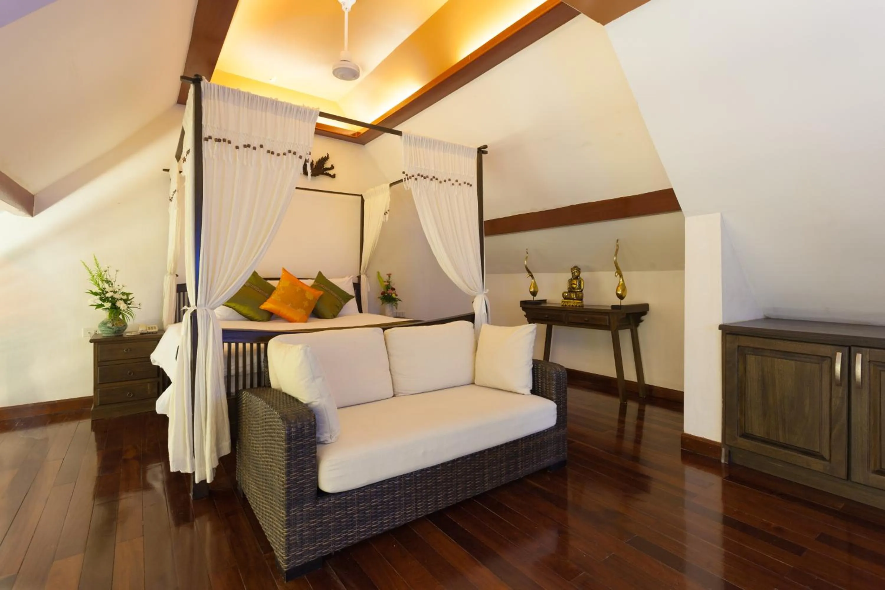 Family Suite Room with Terrace in Royal Phawadee Village Patong - 2 Minutes walk to the beach