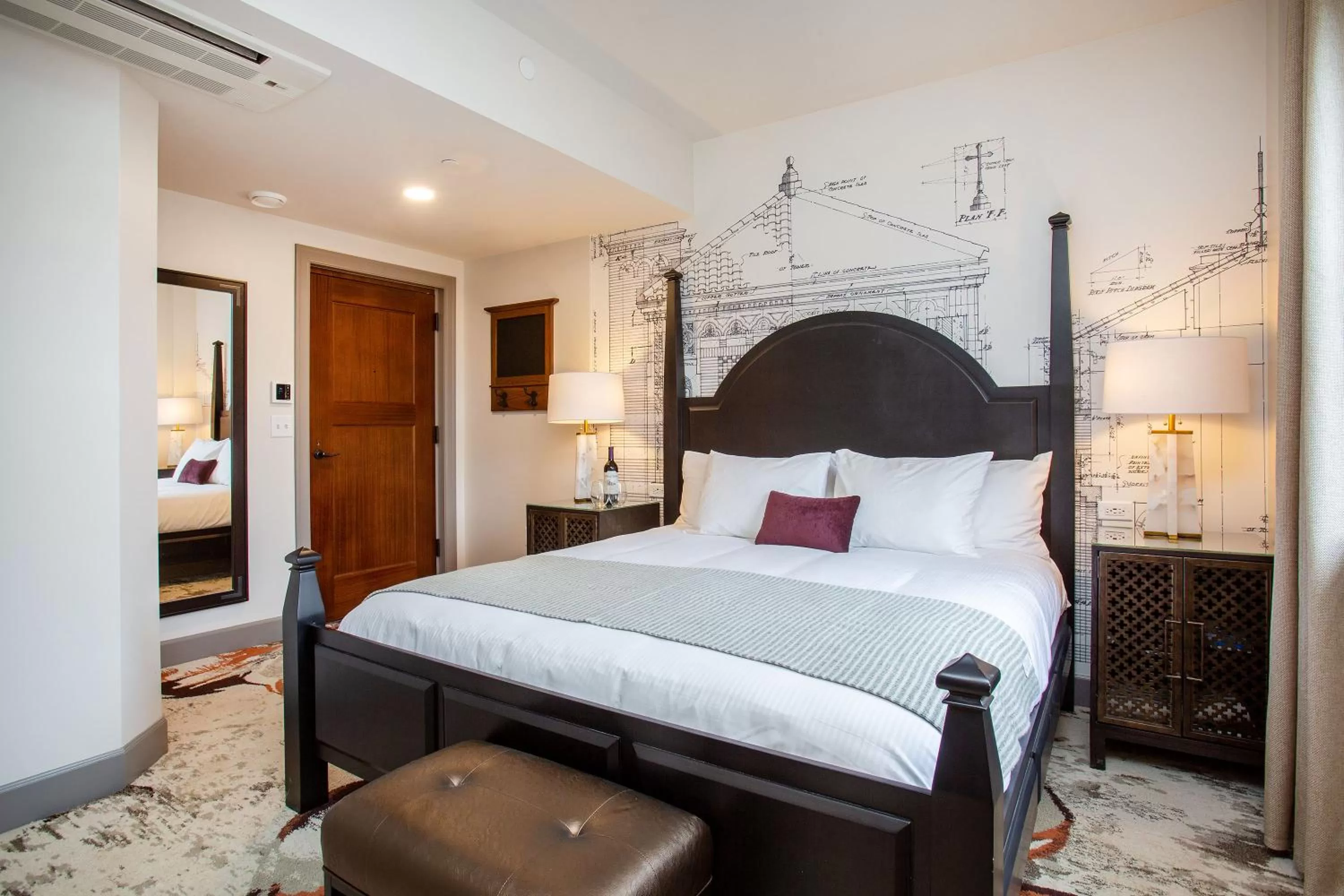 Standard King Room in The Lodge at St Edward Park