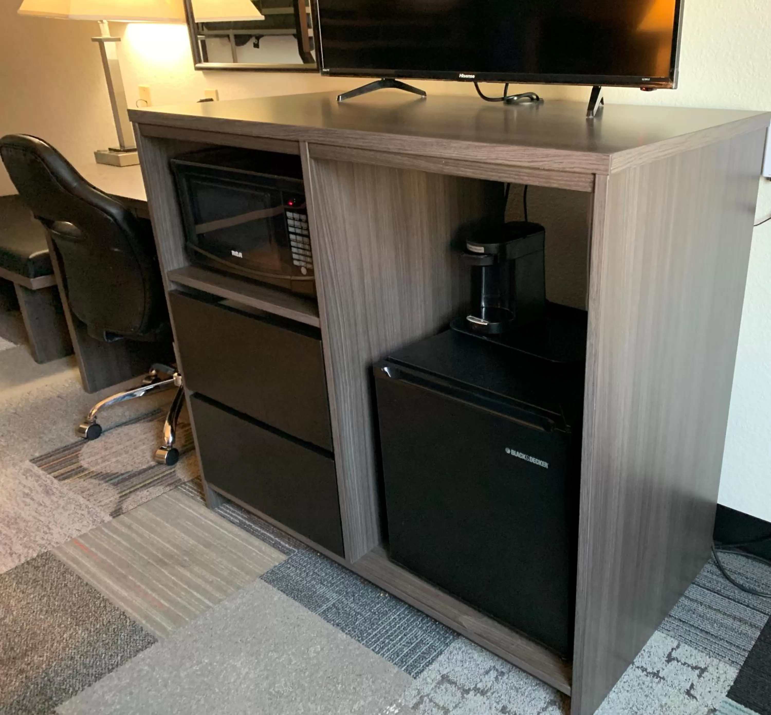 Queen Room - Non-Smoking in Super 8 by Wyndham Spokane Valley