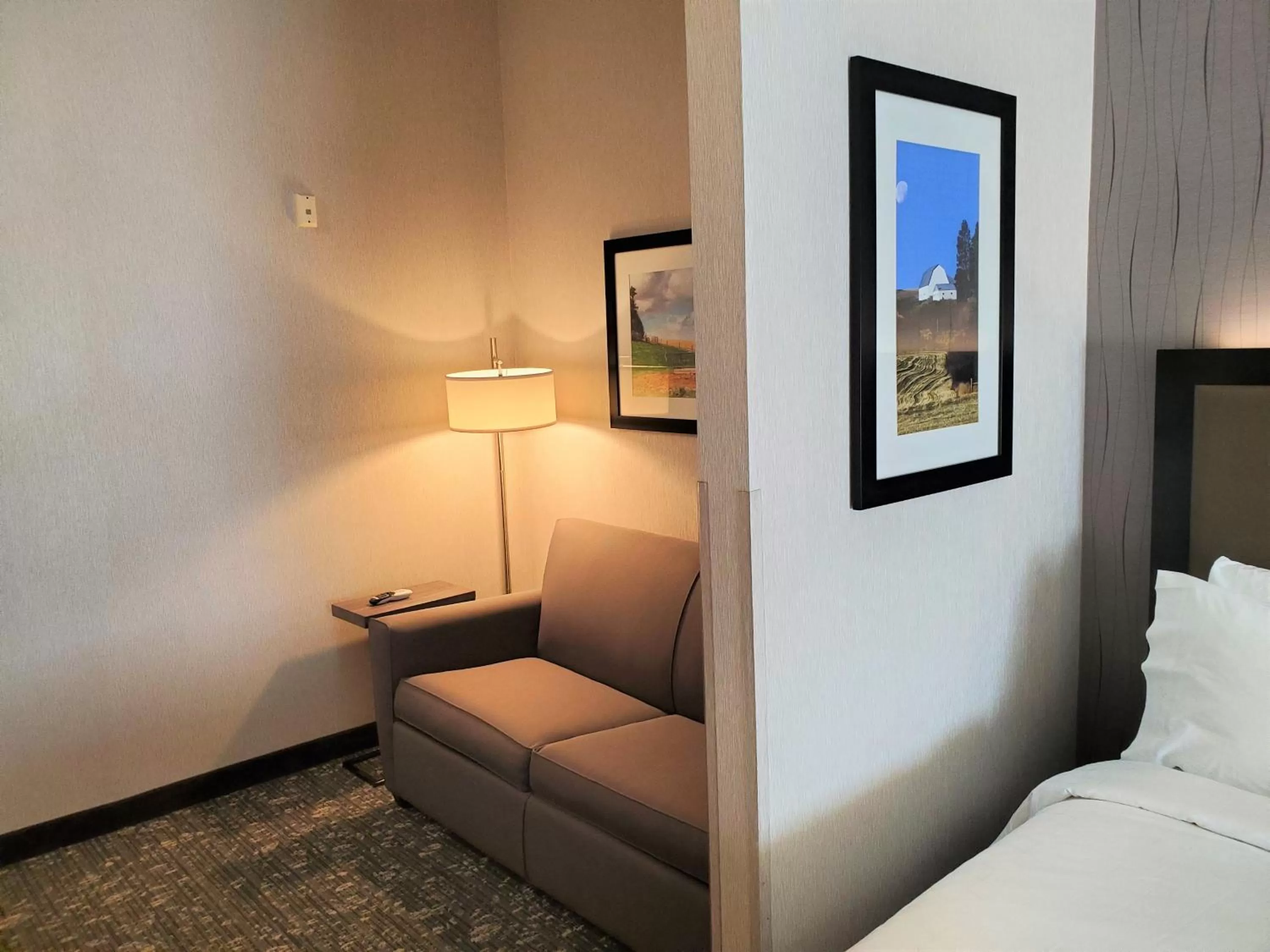 Suite - Hearing Accessible - Non-Smoking in Holiday Inn Express & Suites Cheney by IHG