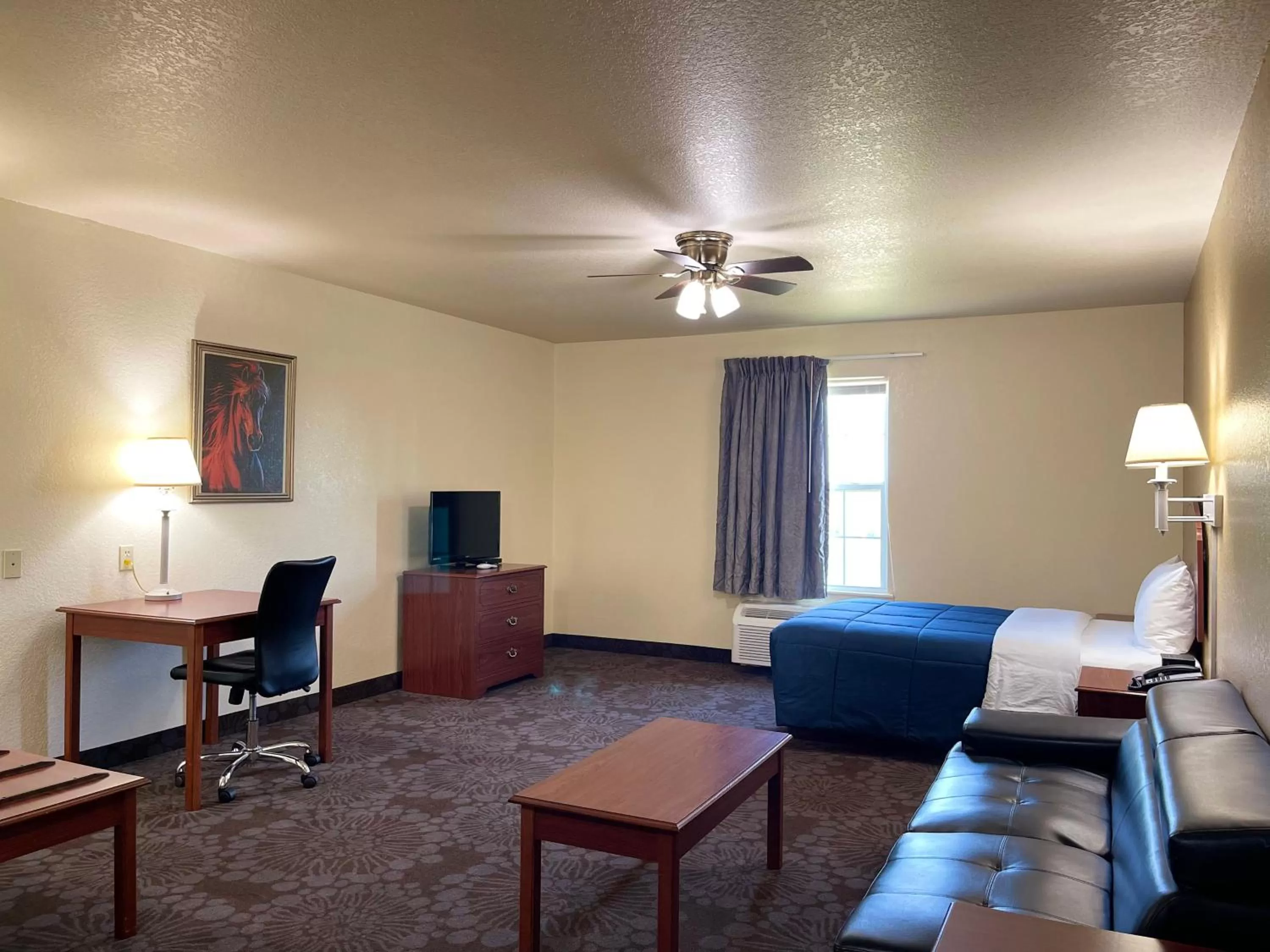 Double Room - Disability Access in Candlelight Inn & Suites Hwy 69 near McAlester