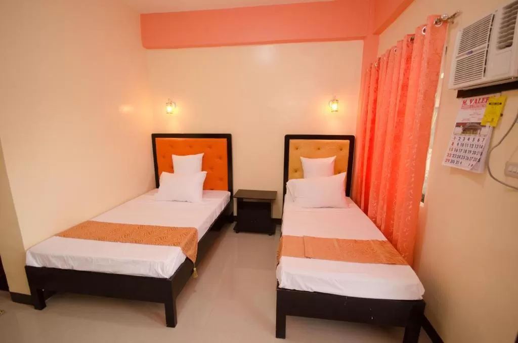 Deluxe Twin Room in RSG Microhotel