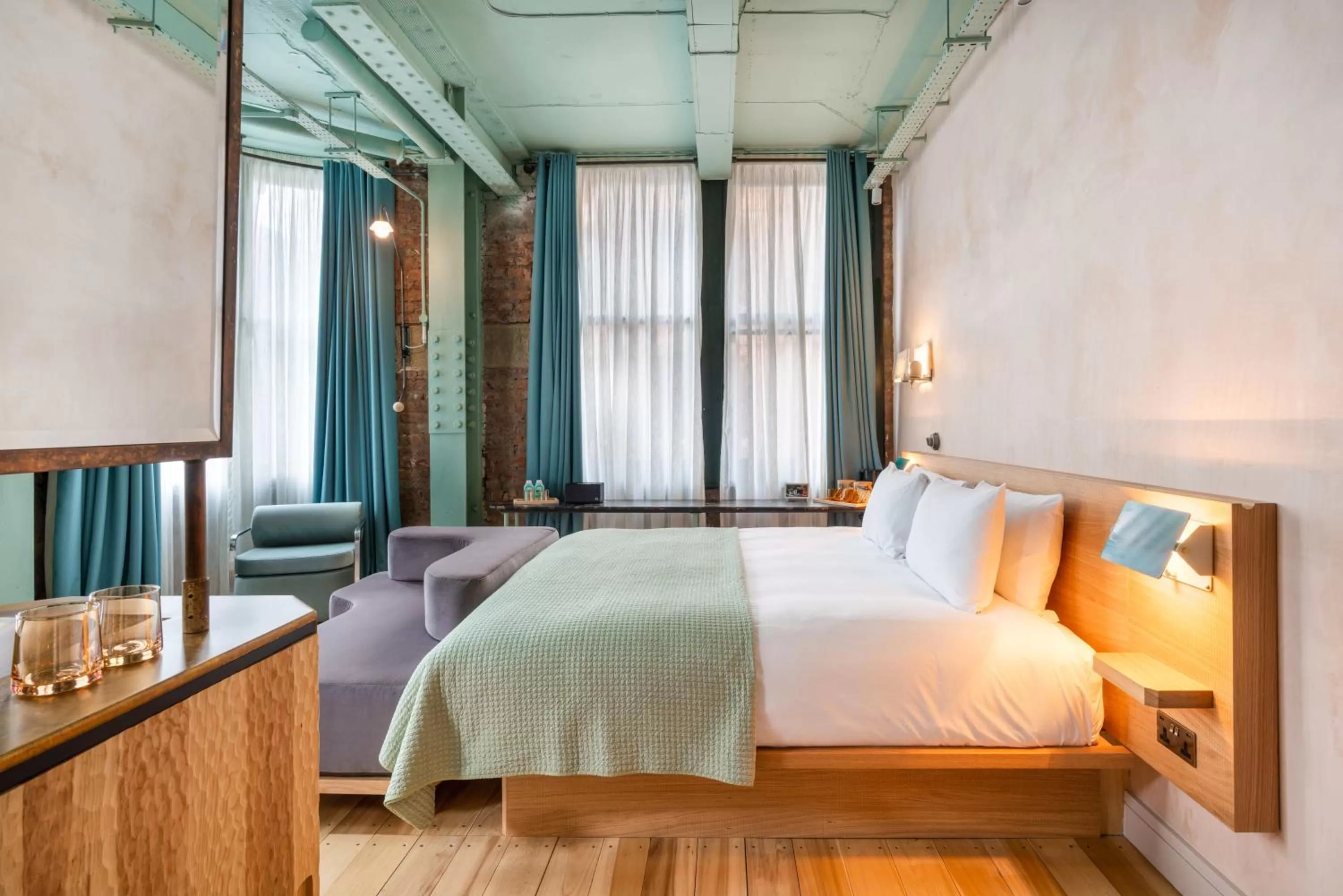 Signature Suite in The Alan