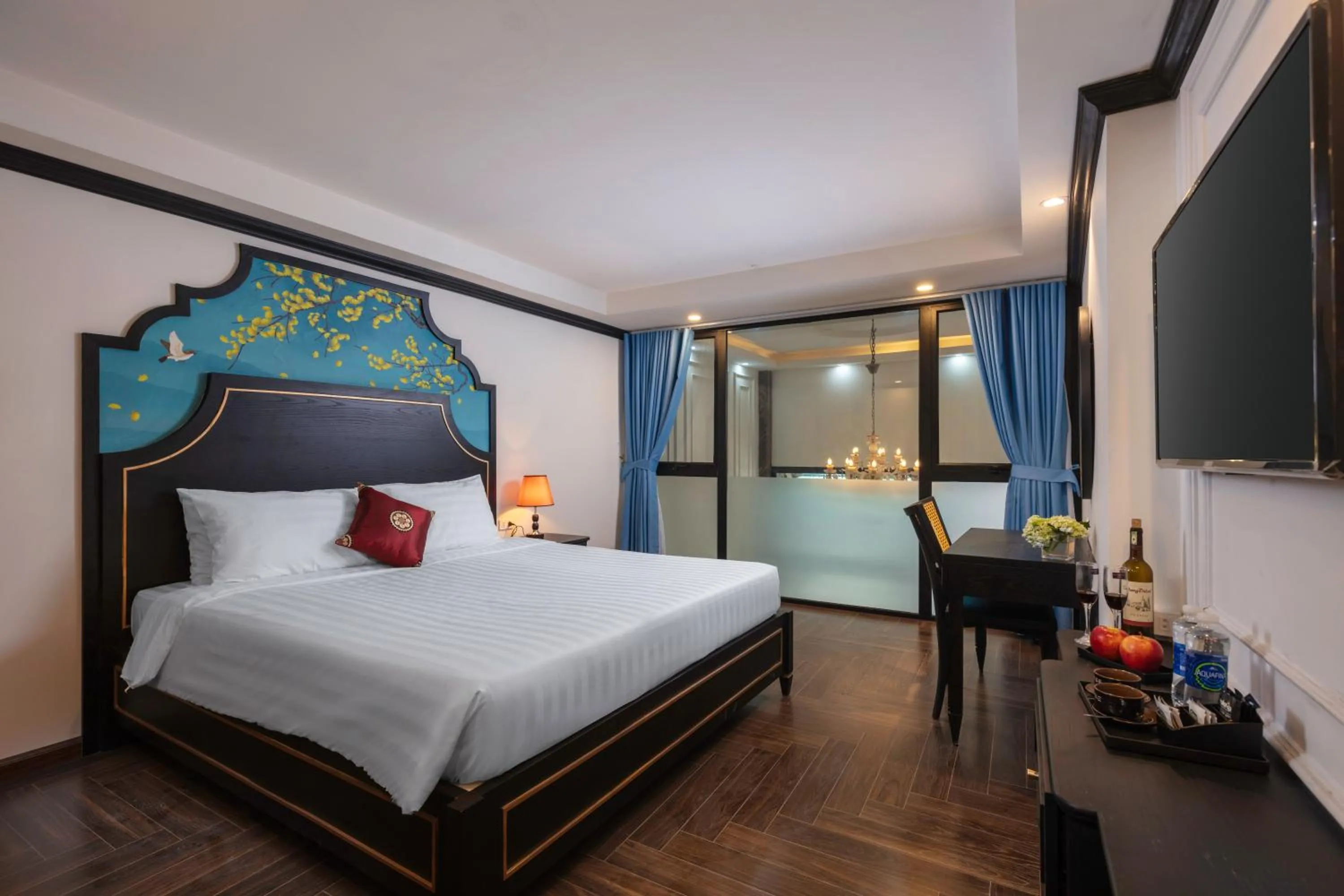 Deluxe Double Room in Queen Light Hotel - Ha Noi Old Quater