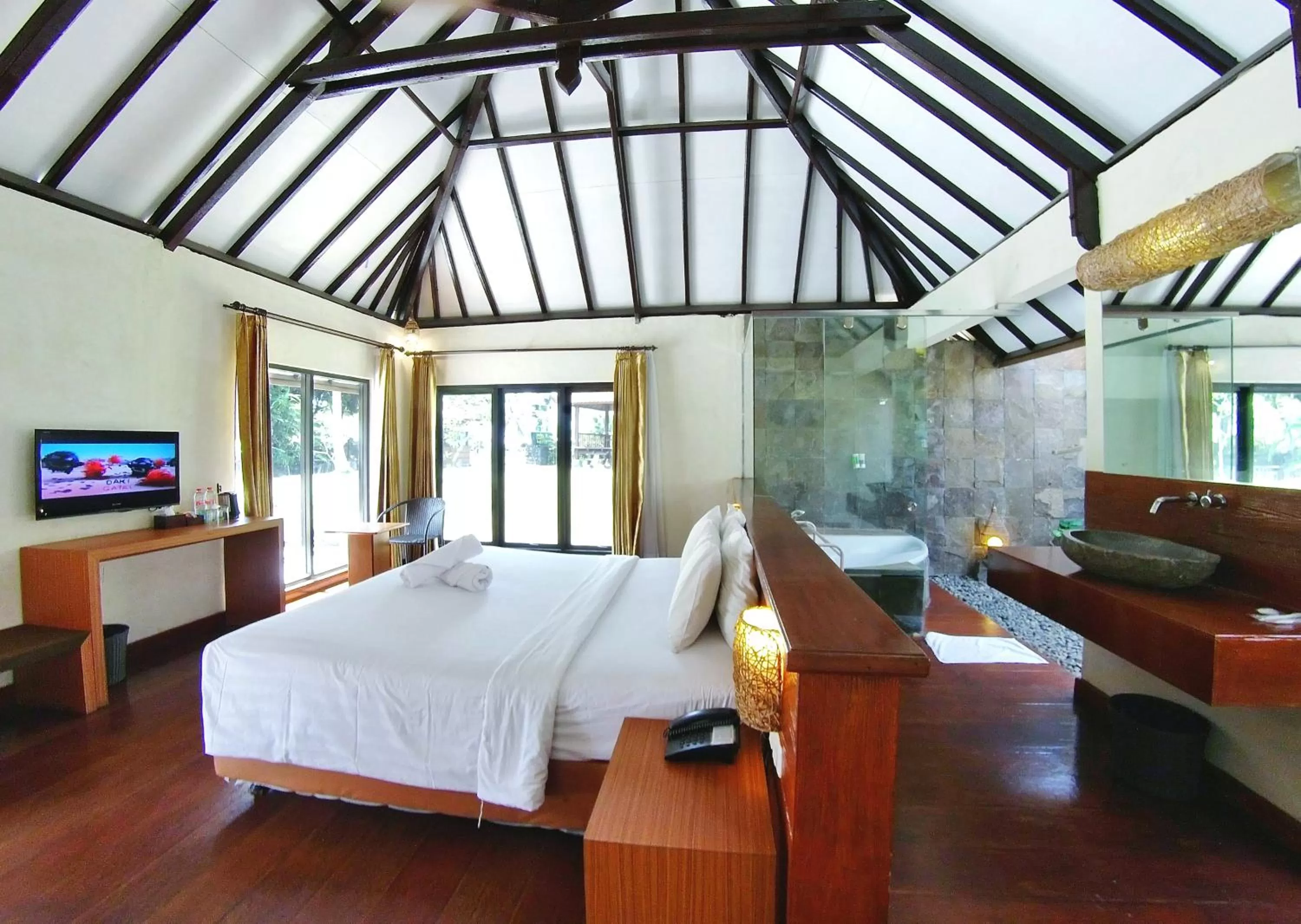 One-Bedroom Cottage with King Bed in The Batu Hotel & Villas