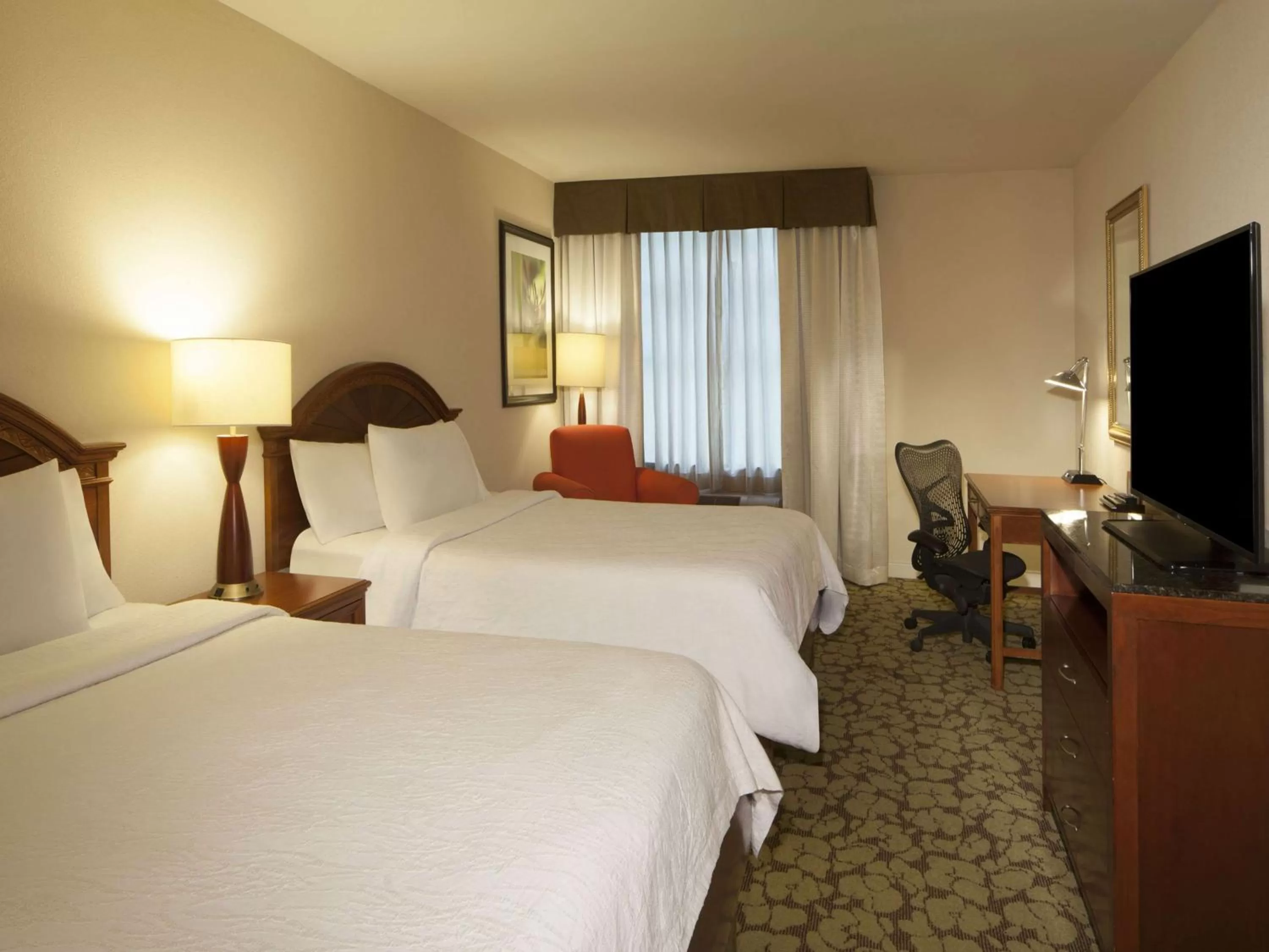 Queen Room with Two Queen Beds in Hilton Garden Inn Virginia Beach Town Center