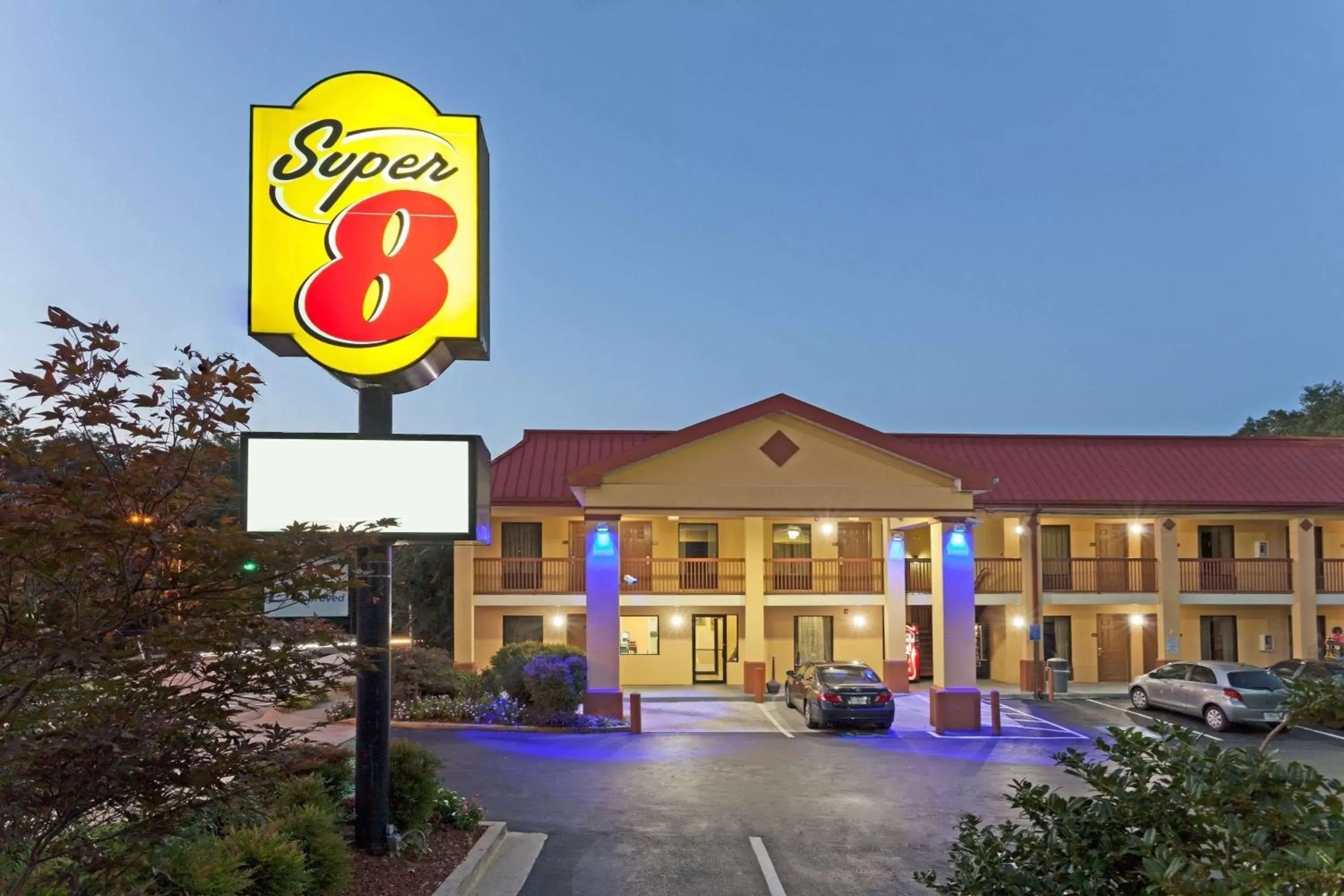 Super 8 by Wyndham Decatur/Dntn/Atlanta Area Super 8 by Wyndham Decatur/Dntn/Atlanta Area