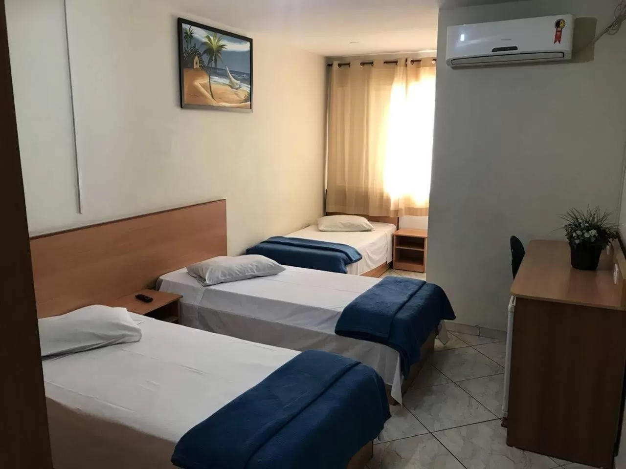 Standard Triple Room - single occupancy in San Francisco Plazza Hotel