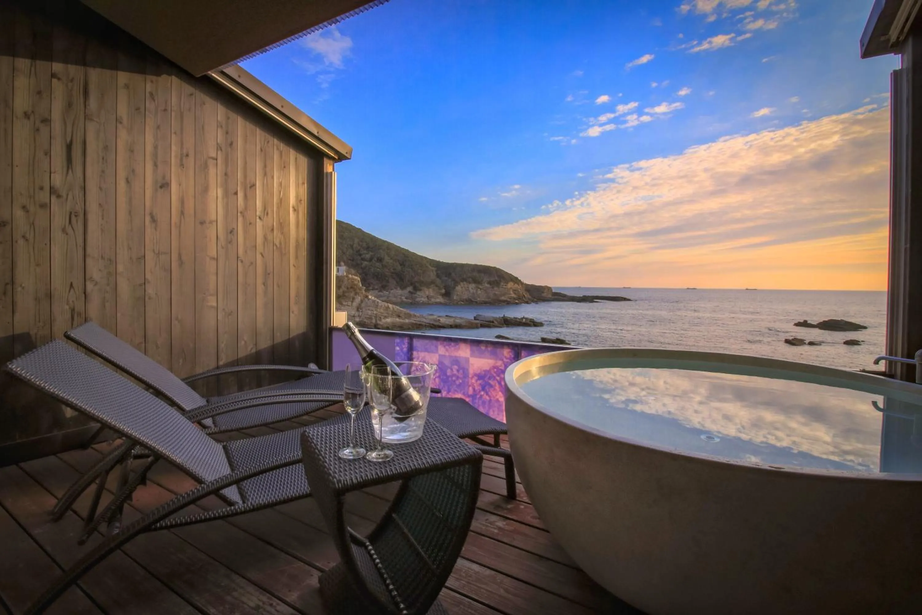 Double Room with Open-Air Bath and Sea View - Ground Floor in XYZ Private Spa and Seaside Resort