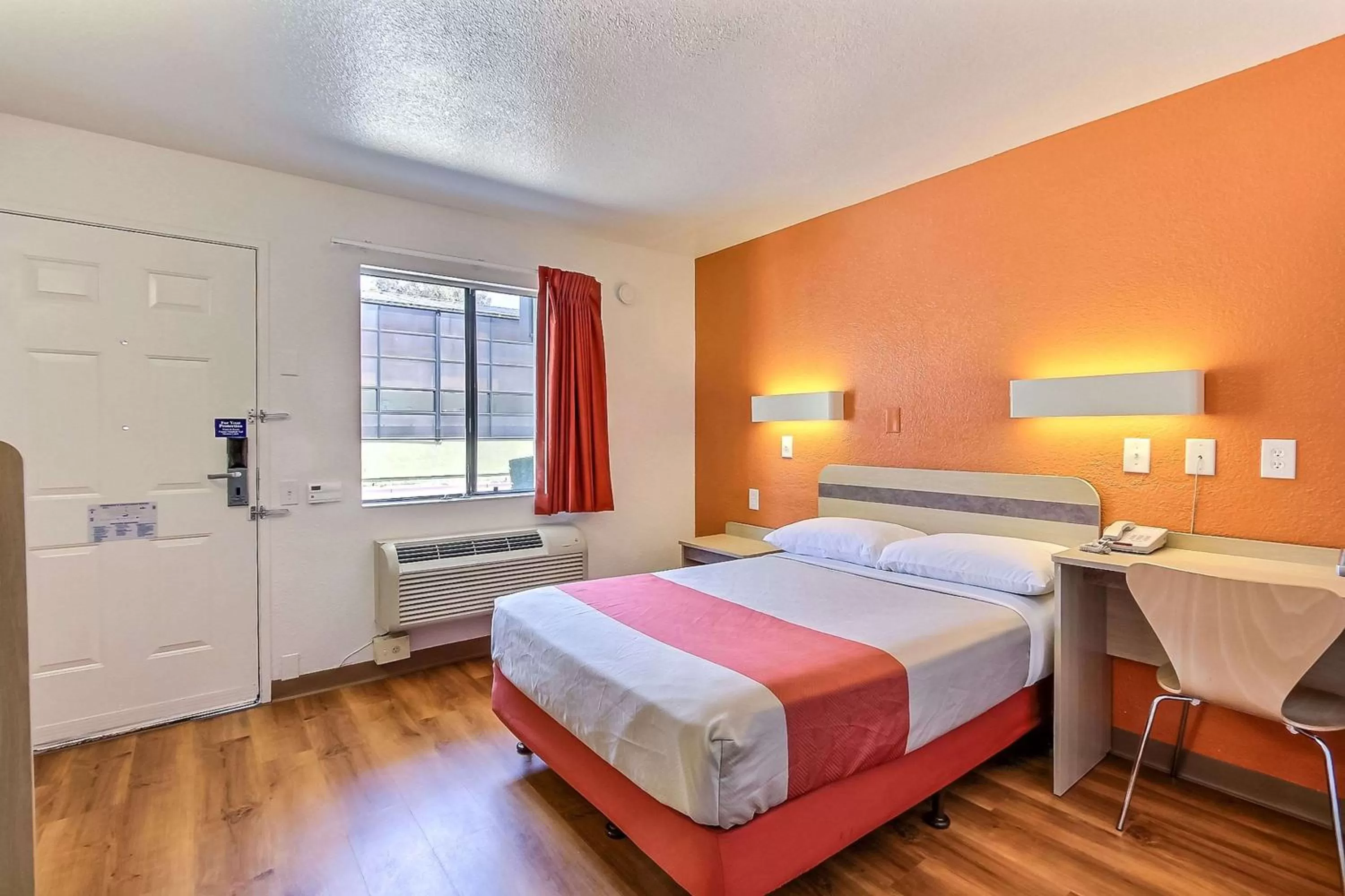 Deluxe Suite in Motel 6-Fremont, CA - North