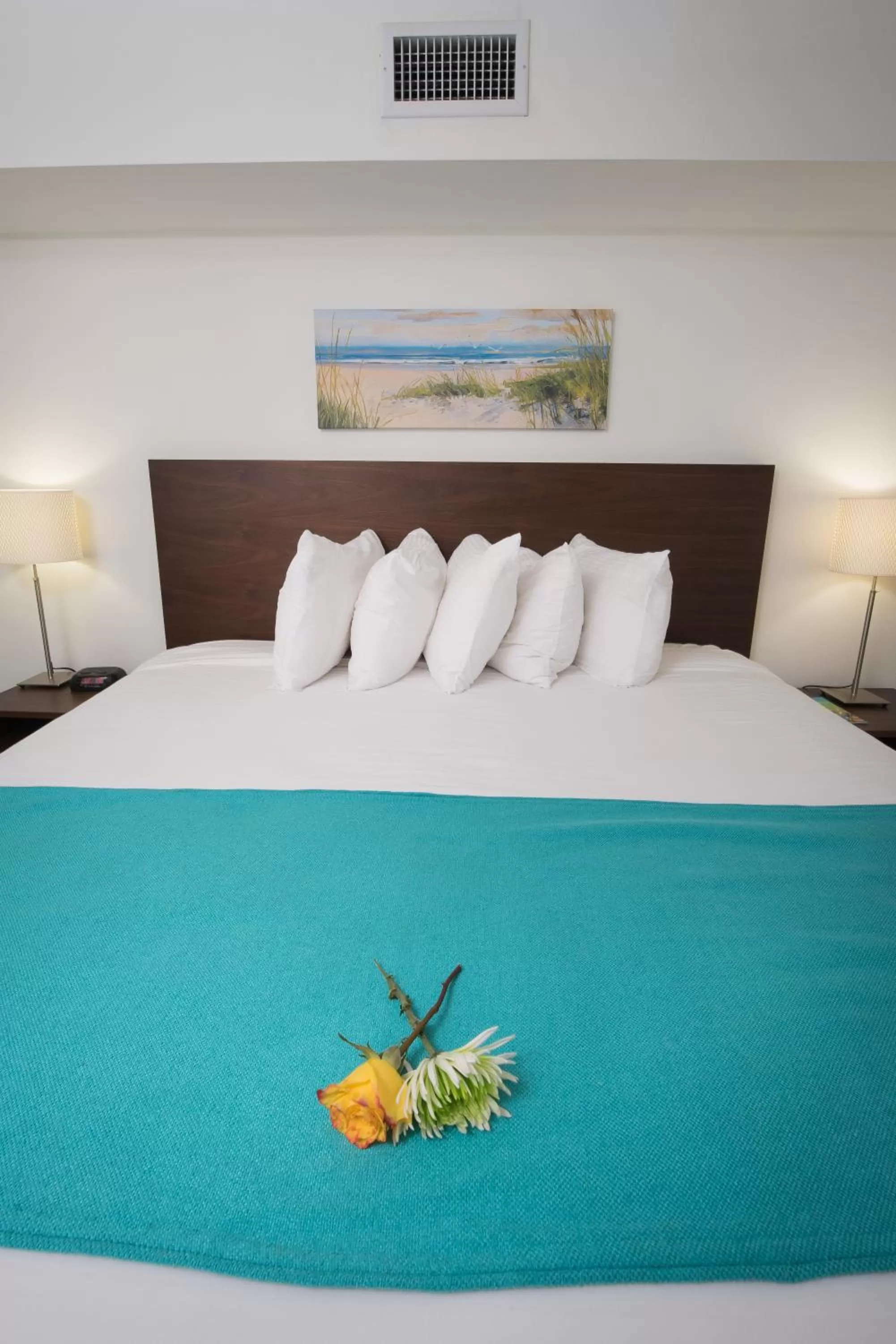 One-Bedroom King Suite with Sofa Bed in Regency Inn & Suites Sarasota