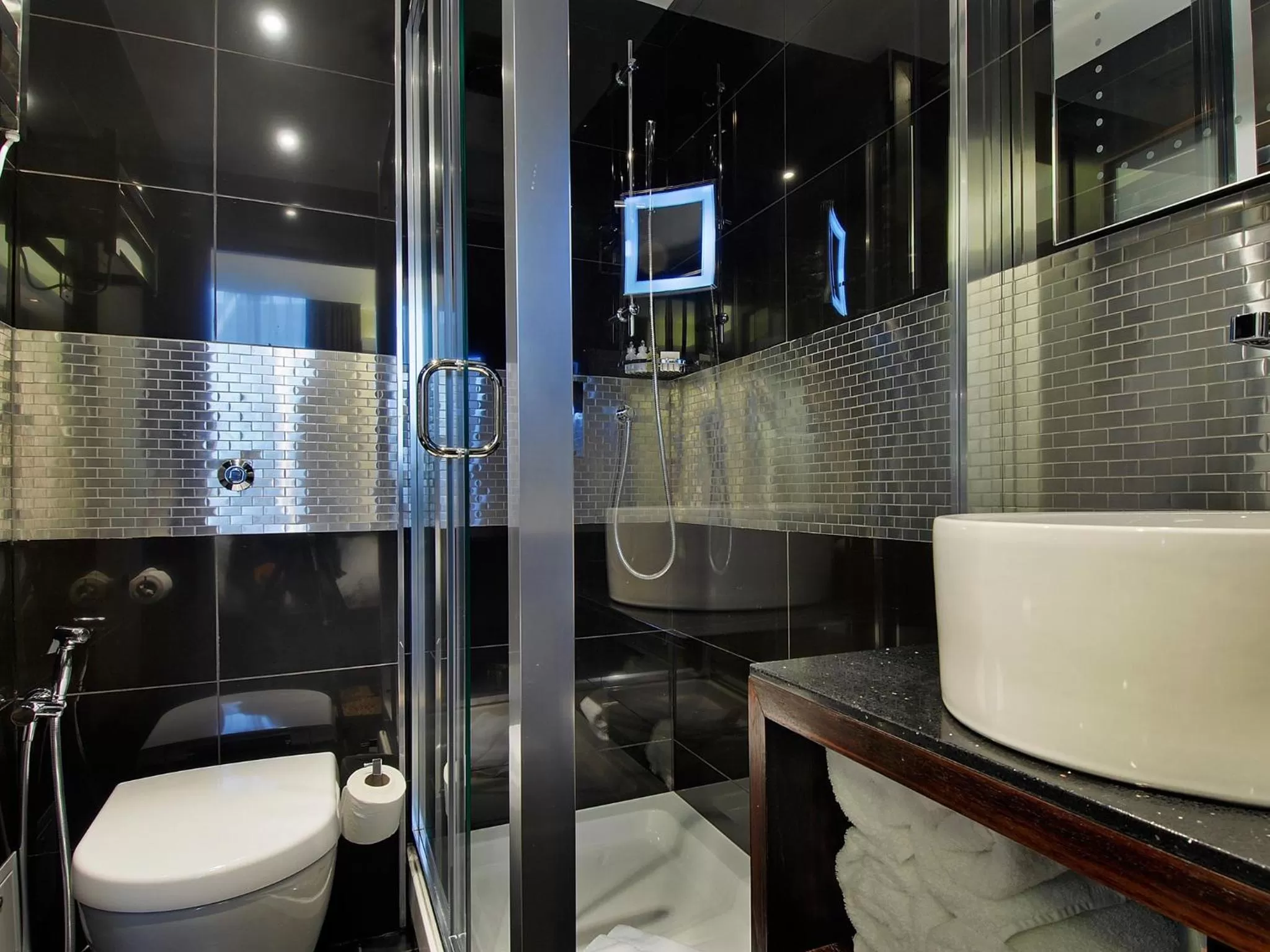 Club Double Room in The Marble Arch London