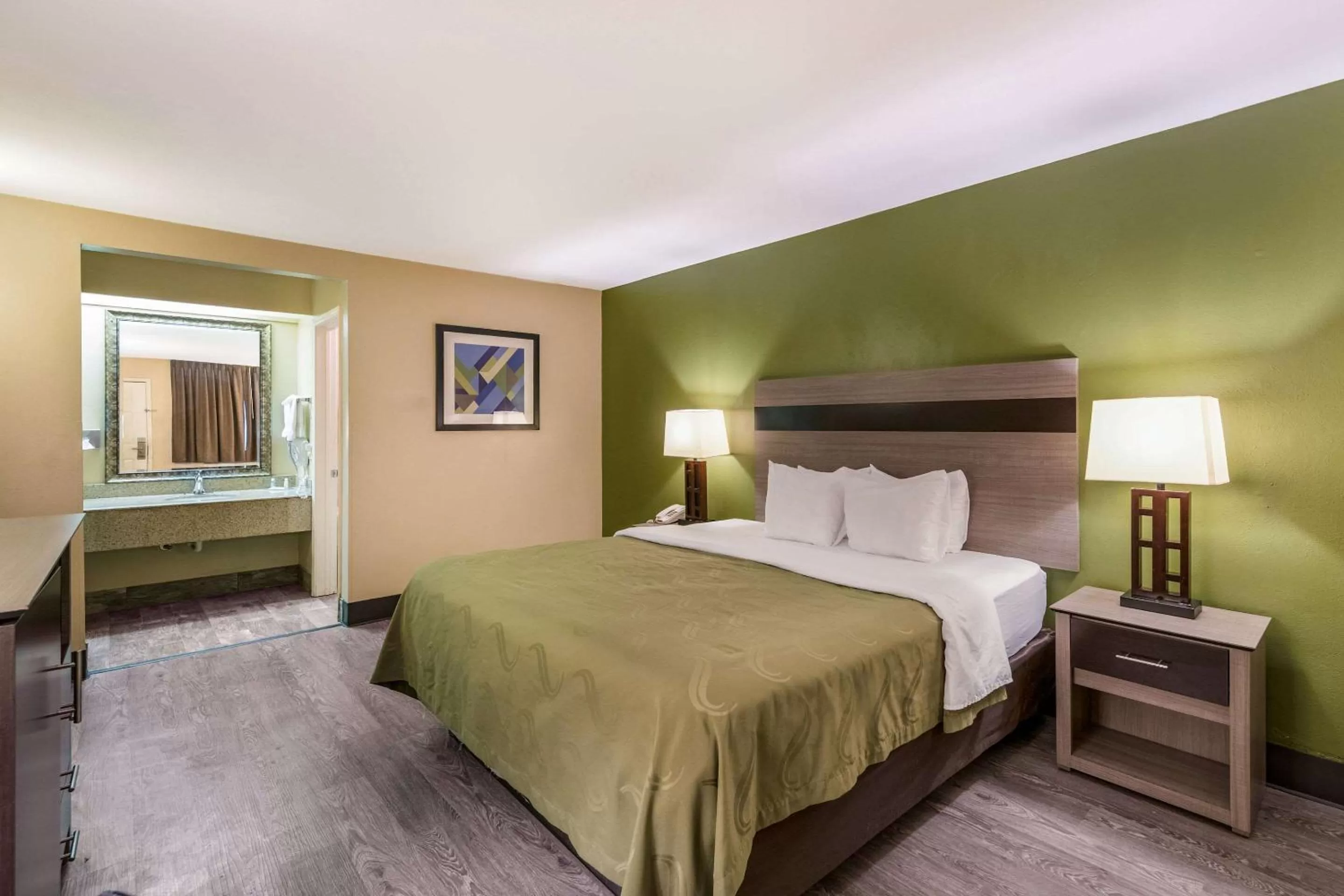 King Room - Accessible/Smoking in Quality Inn & Suites Garland - East Dallas