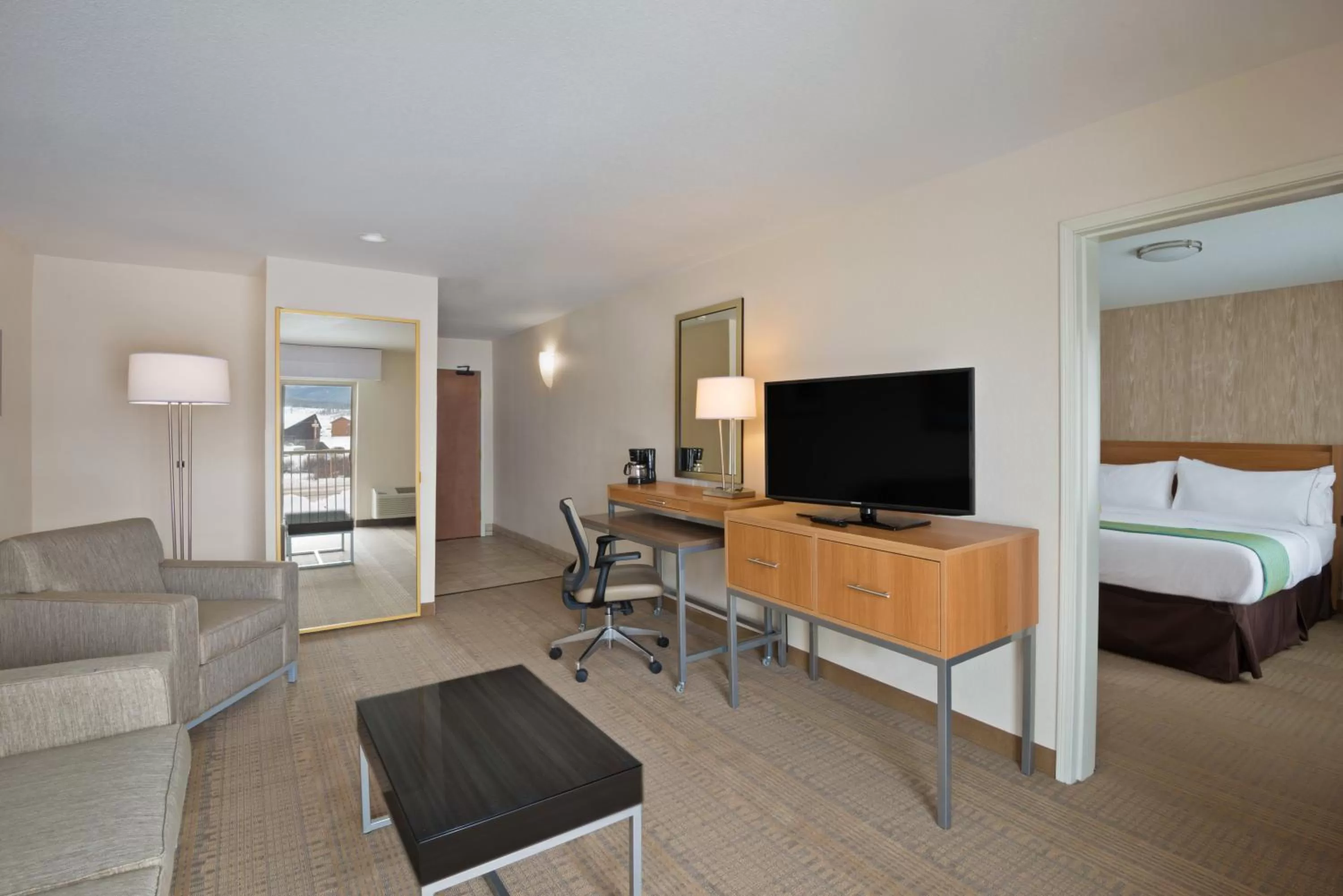 King Suite in Holiday Inn Express Hotel & Suites Fraser Winter Park Area, an IHG Hotel