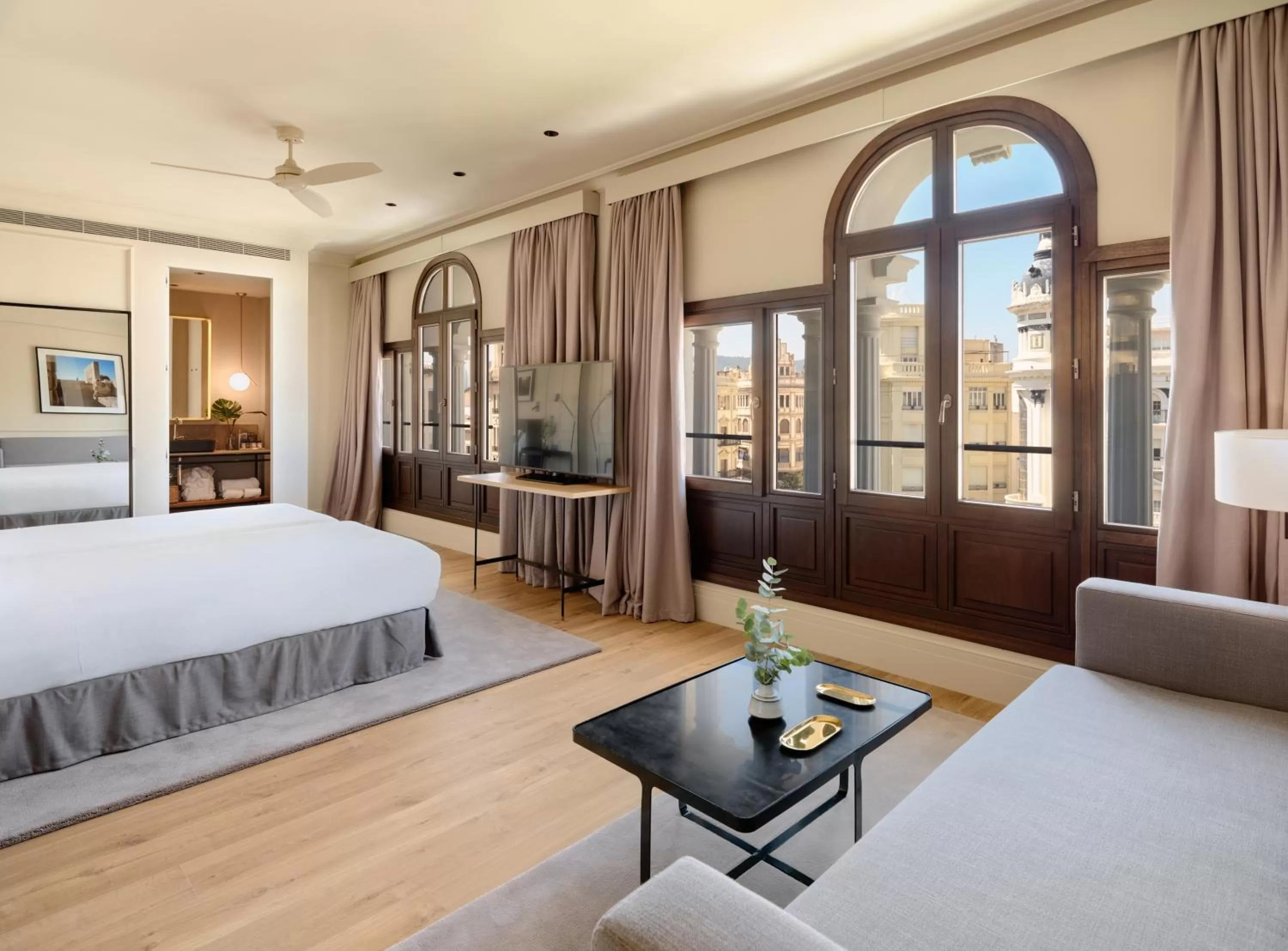 Superior Double or Twin Room in H10 Palacio Colomera