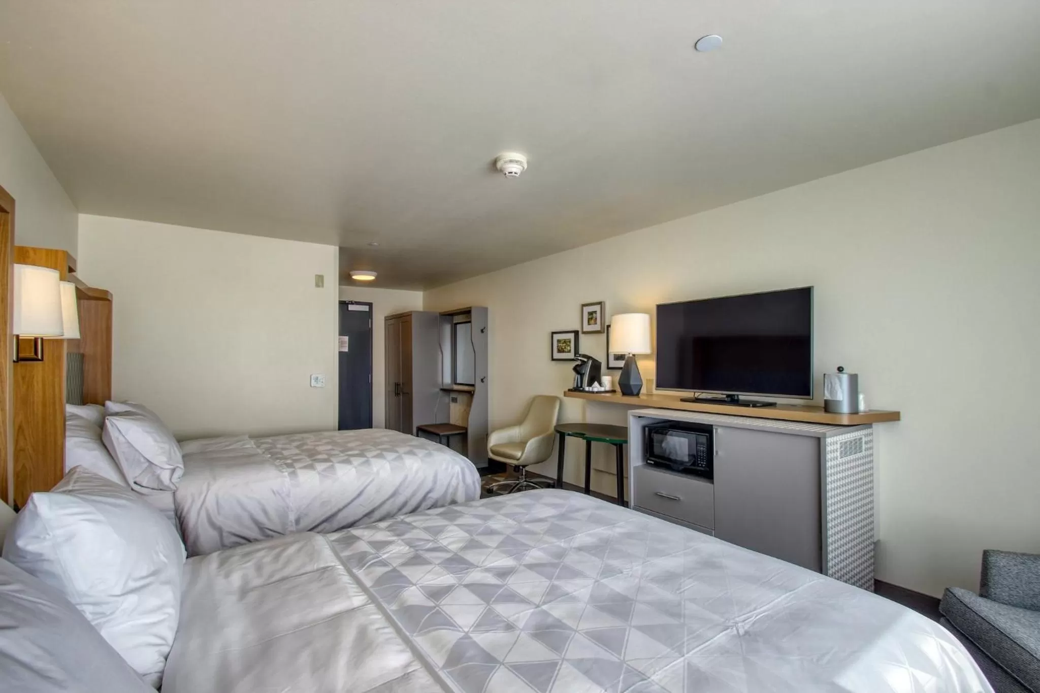 Deluxe Twin Room - Hearing Accessible in Holiday Inn - Appleton by IHG