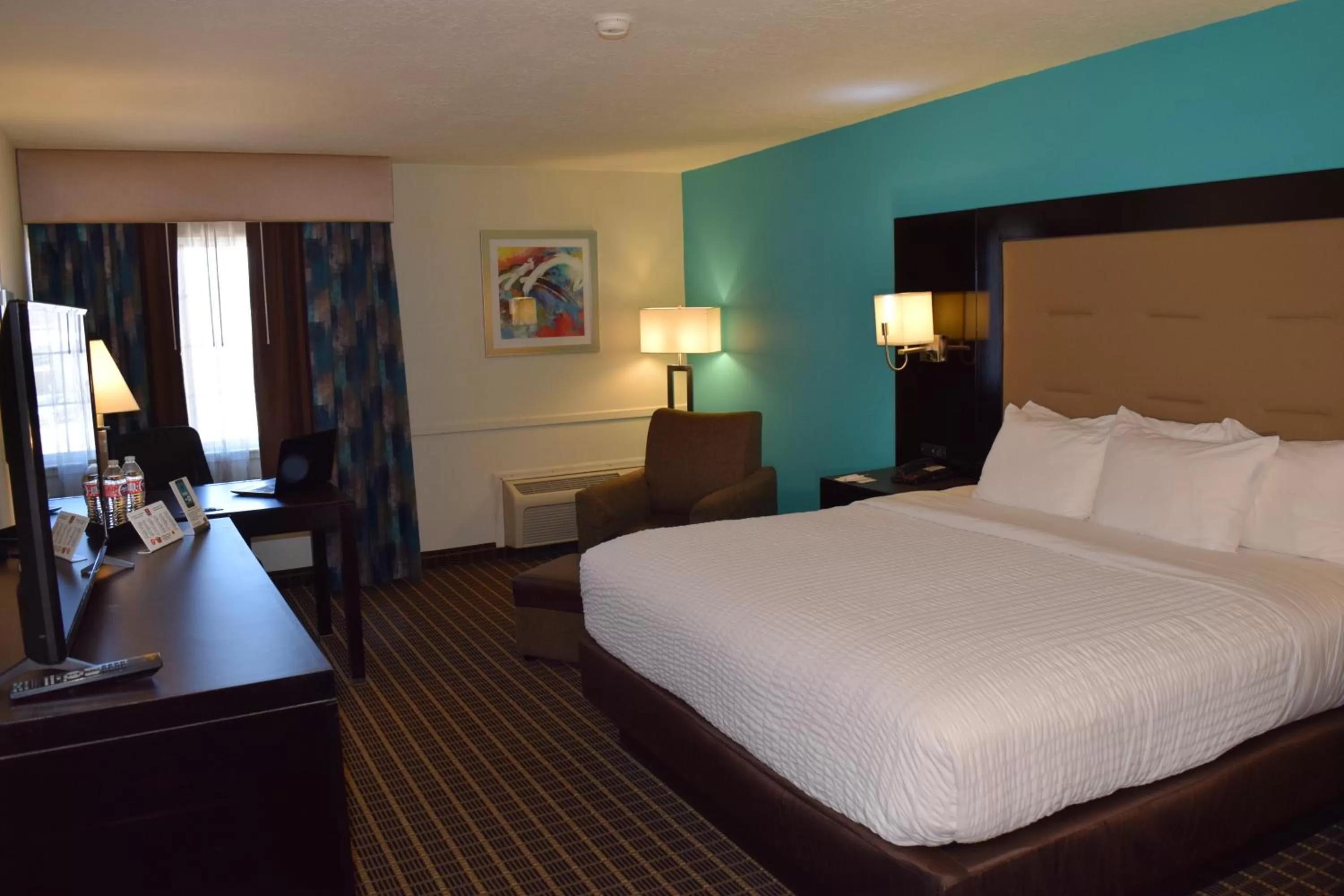 King Room - Accessible/Non-Smoking in Clarion Hotel Rock Springs-Green River