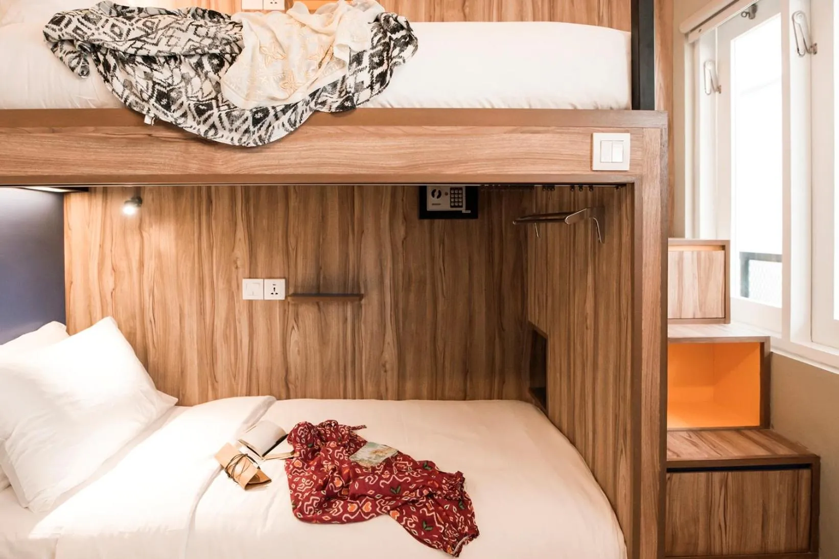 The Camper - Standard Twin Room in Cara Cara Inn