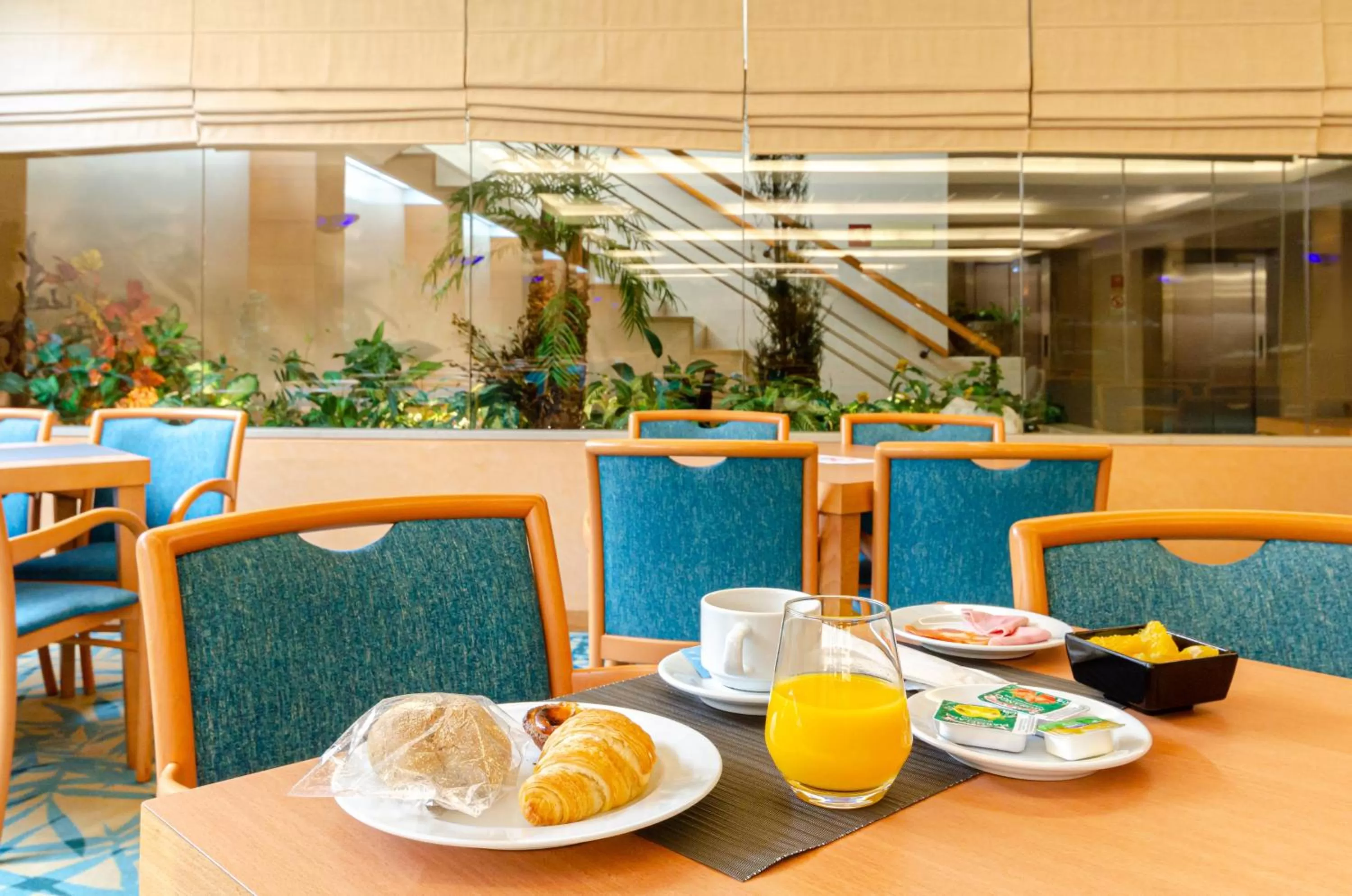 Breakfast in Hotel Roma