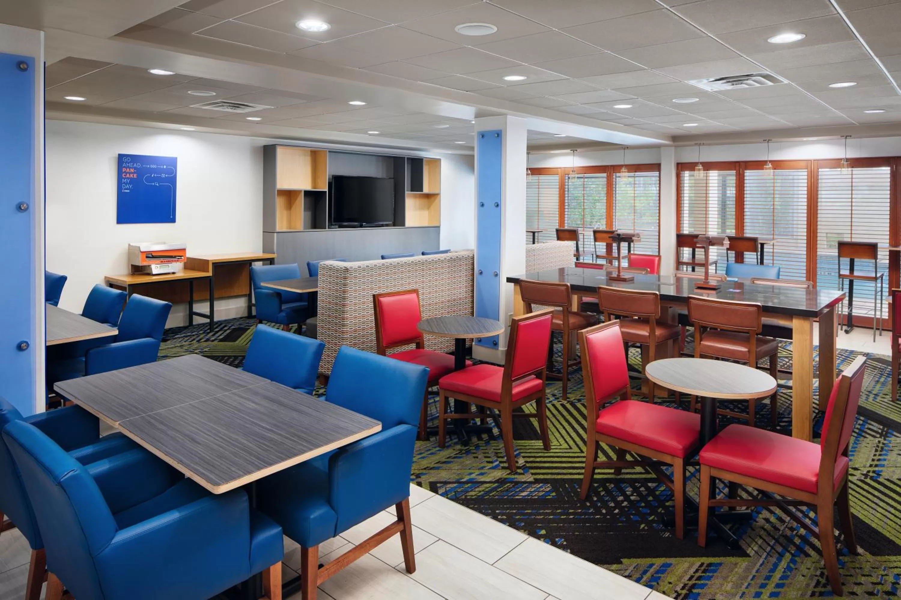 Holiday Inn Express & Suites Jacksonville South East - Medical Center Area by IHG