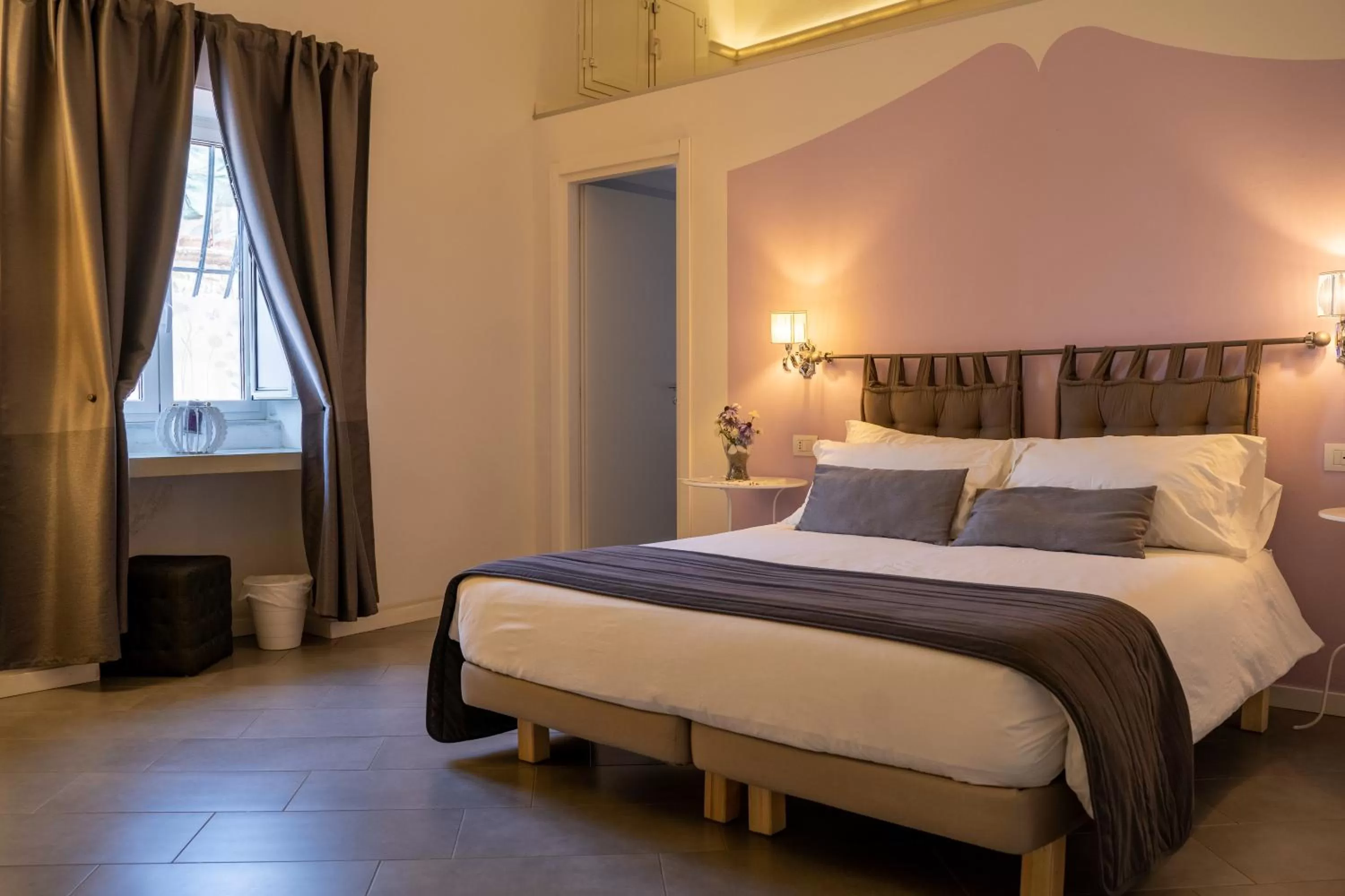 Double or Twin Room - single occupancy in Sotto le Stelle ai Decumani