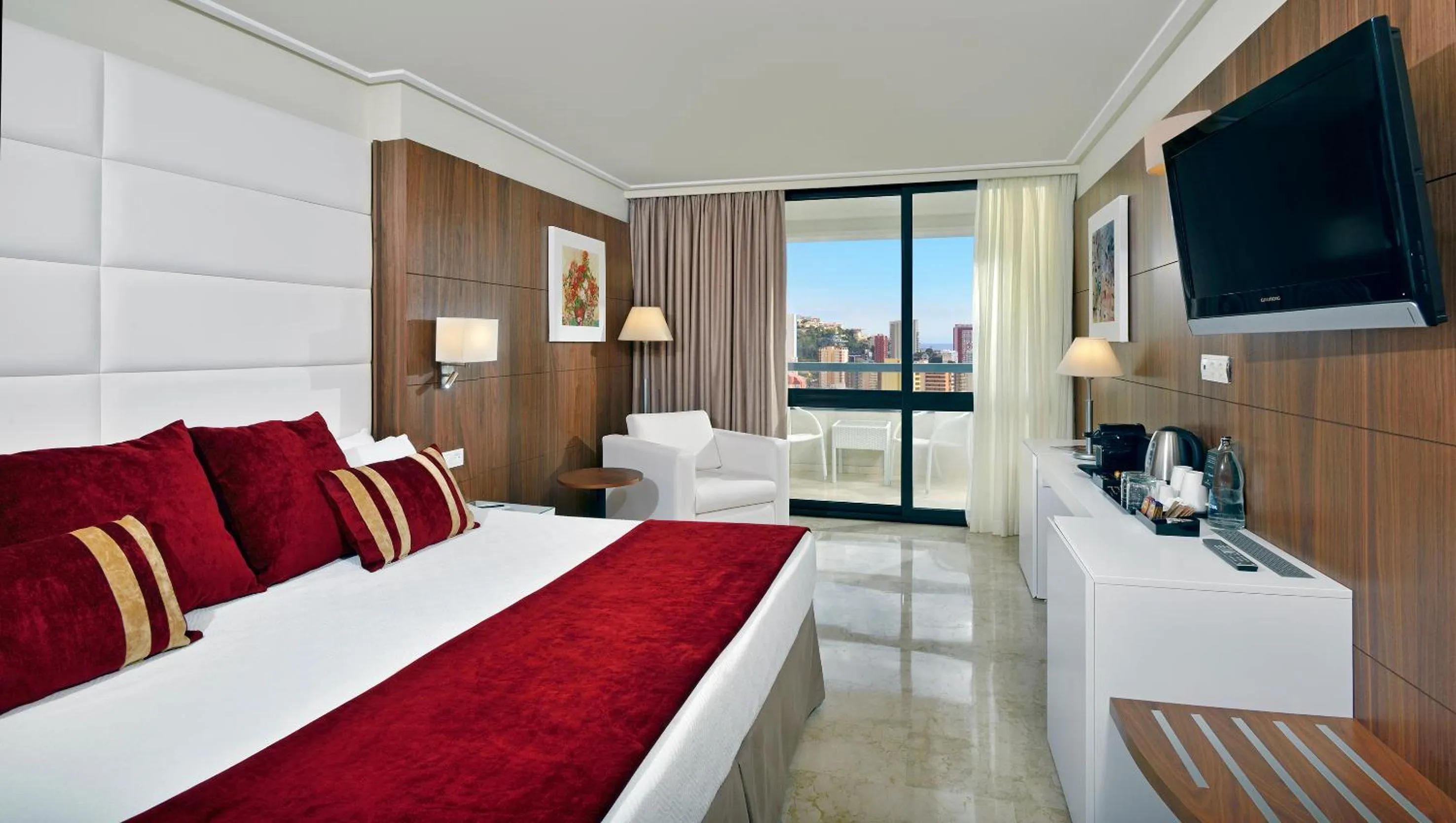 The Level Junior Suite with Executive Lounge Access in Melia Benidorm