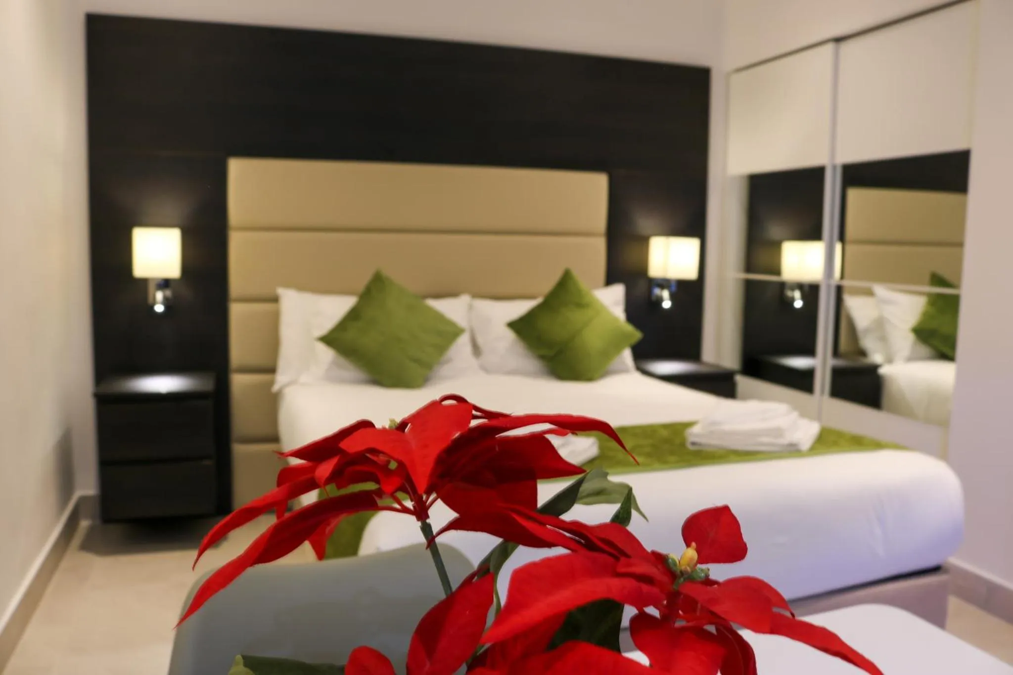 Hyde Park Superior Apartments