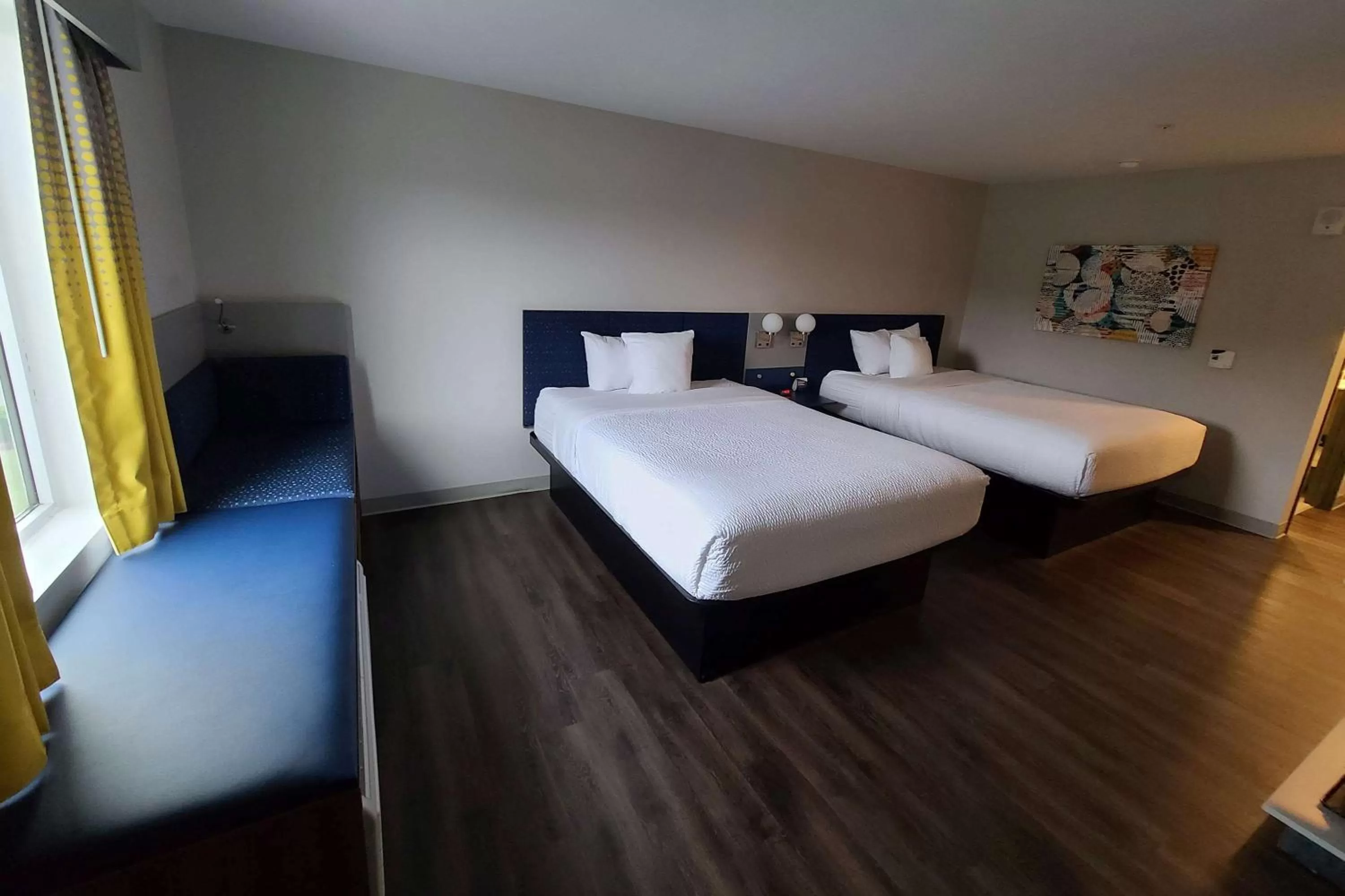 Queen Room with Two Queen Beds - First Floor/Non-Smoking in Microtel Inn & Suites by Wyndham Milford