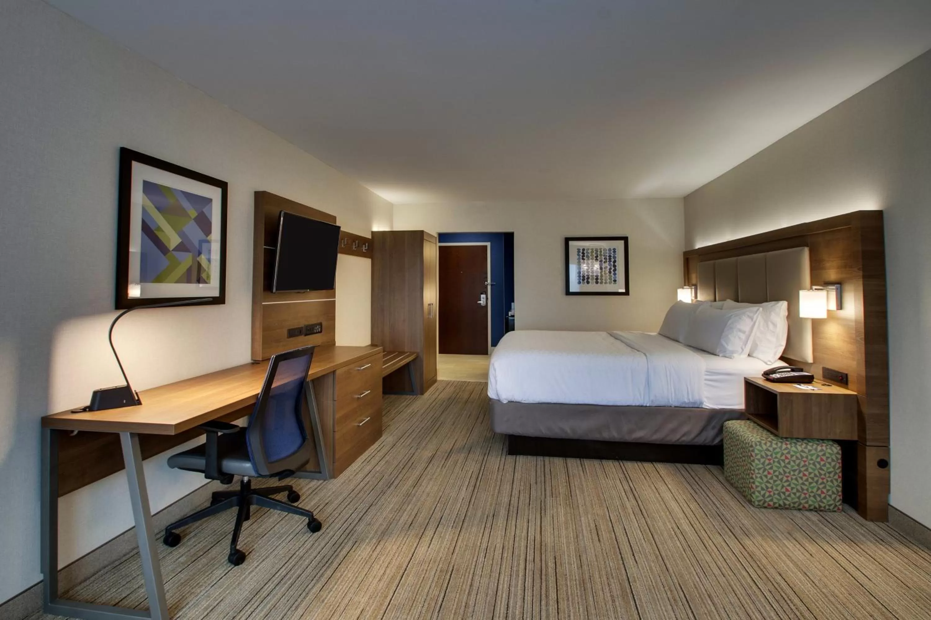 King Room - Hearing Accessible/Non-Smoking  in Holiday Inn Express & Suites Mt Sterling North by IHG