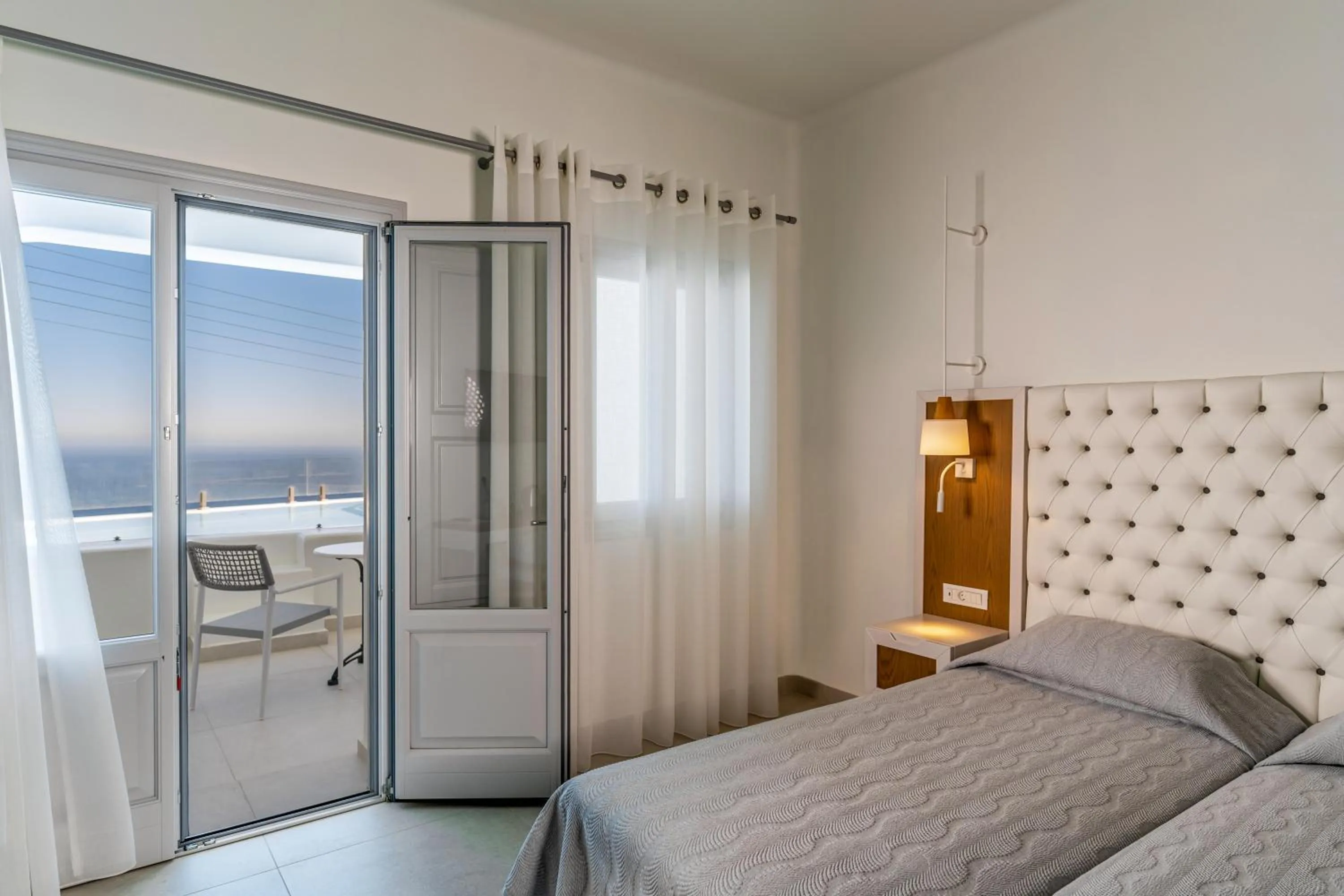 Deluxe Room with Plunge Pool in Santorini Palace