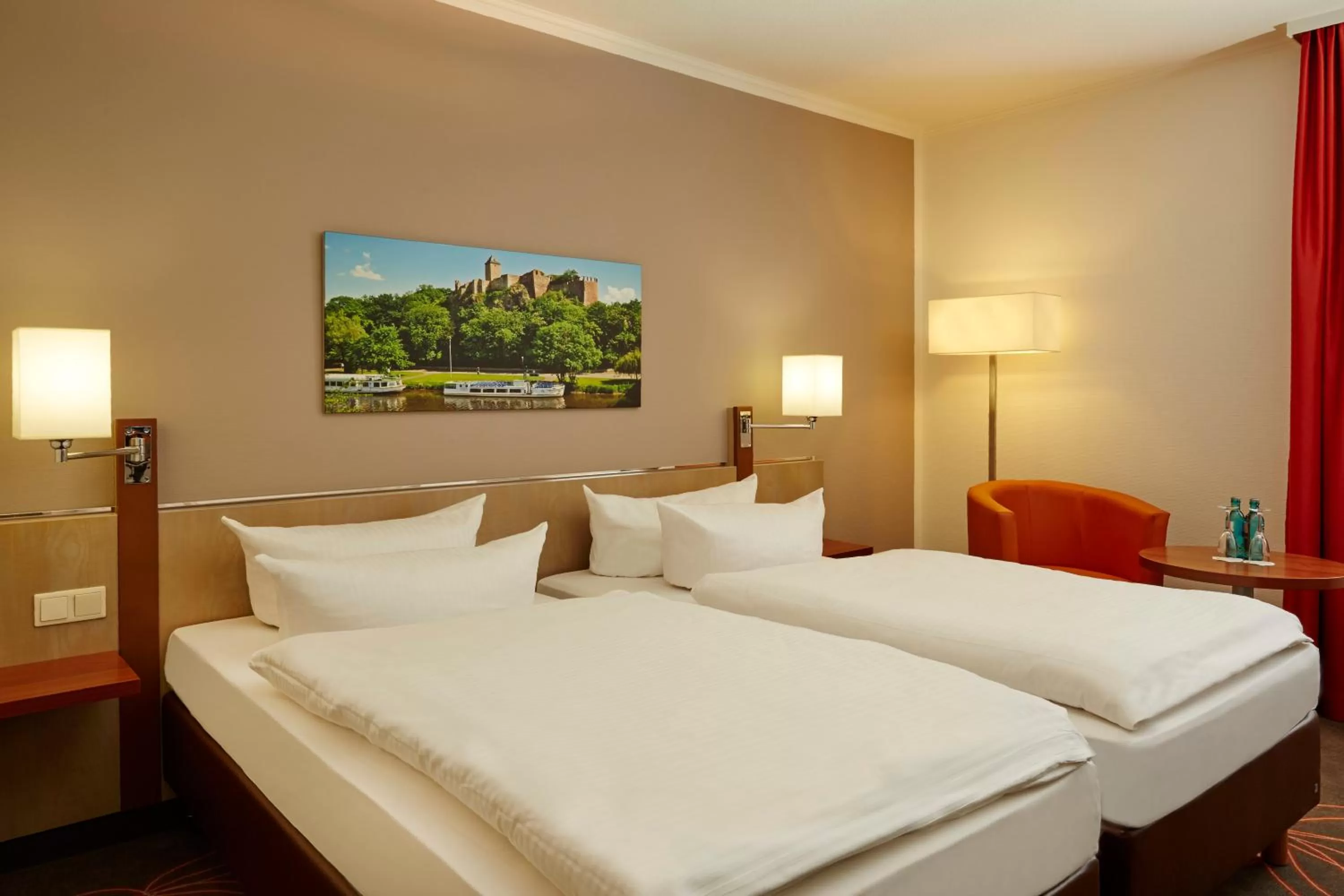 Family Room (2 adjacent rooms) in H+ Hotel Leipzig-Halle