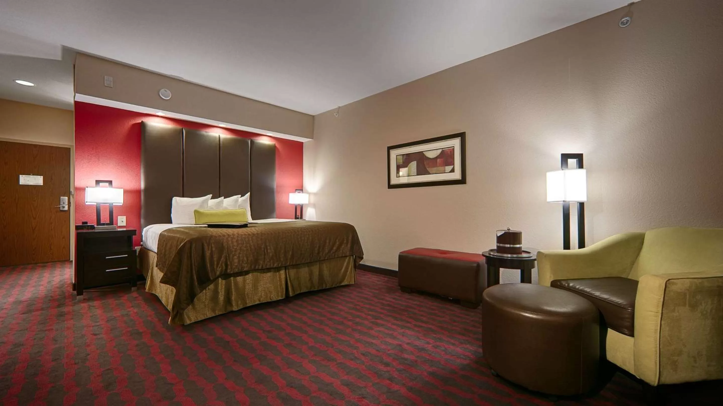 King Room - Non-Smoking in Best Western Plus Cushing Inn & Suites