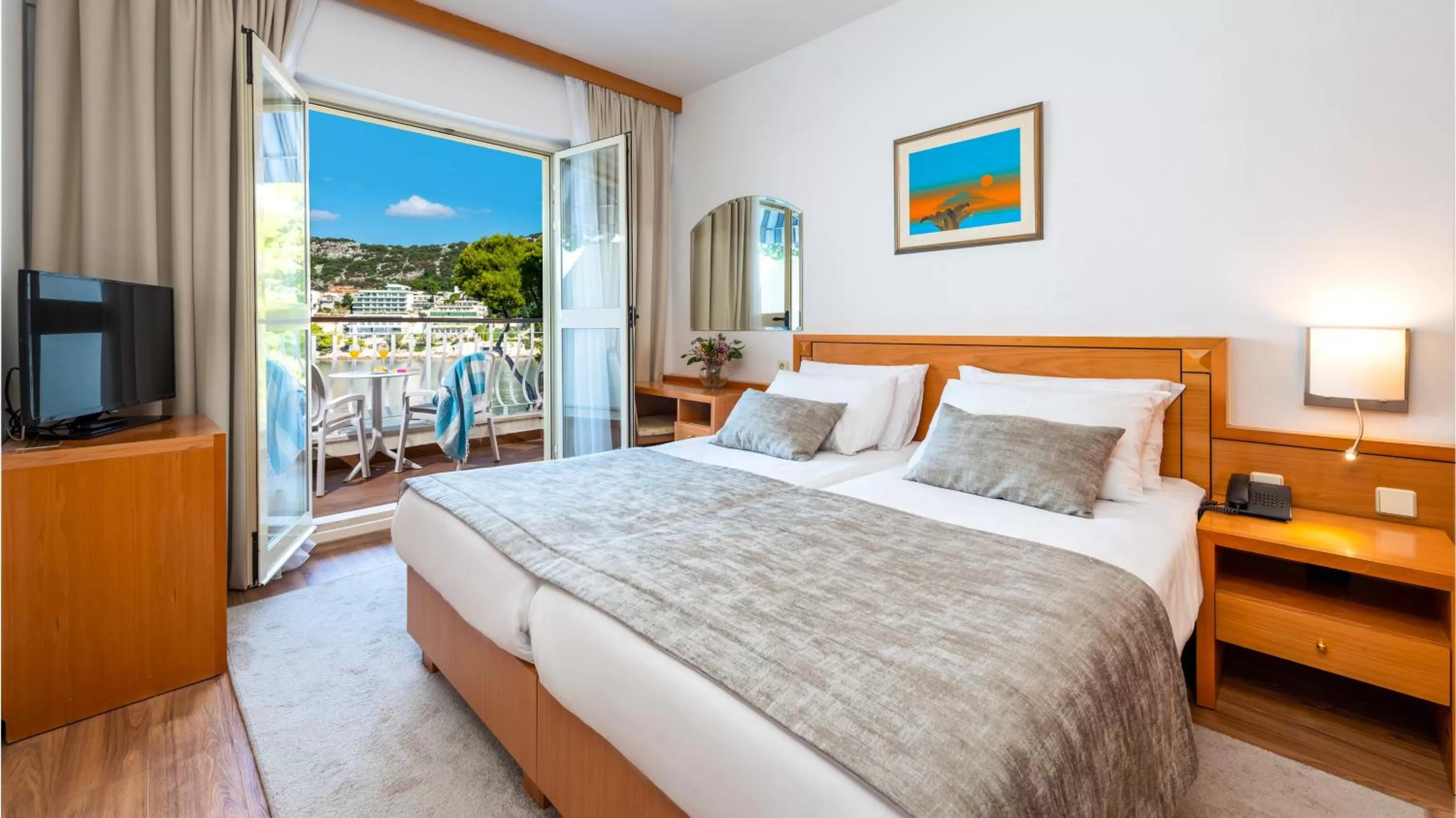 Double/Twin Room with Balcony and Sea View in Hotel Splendid