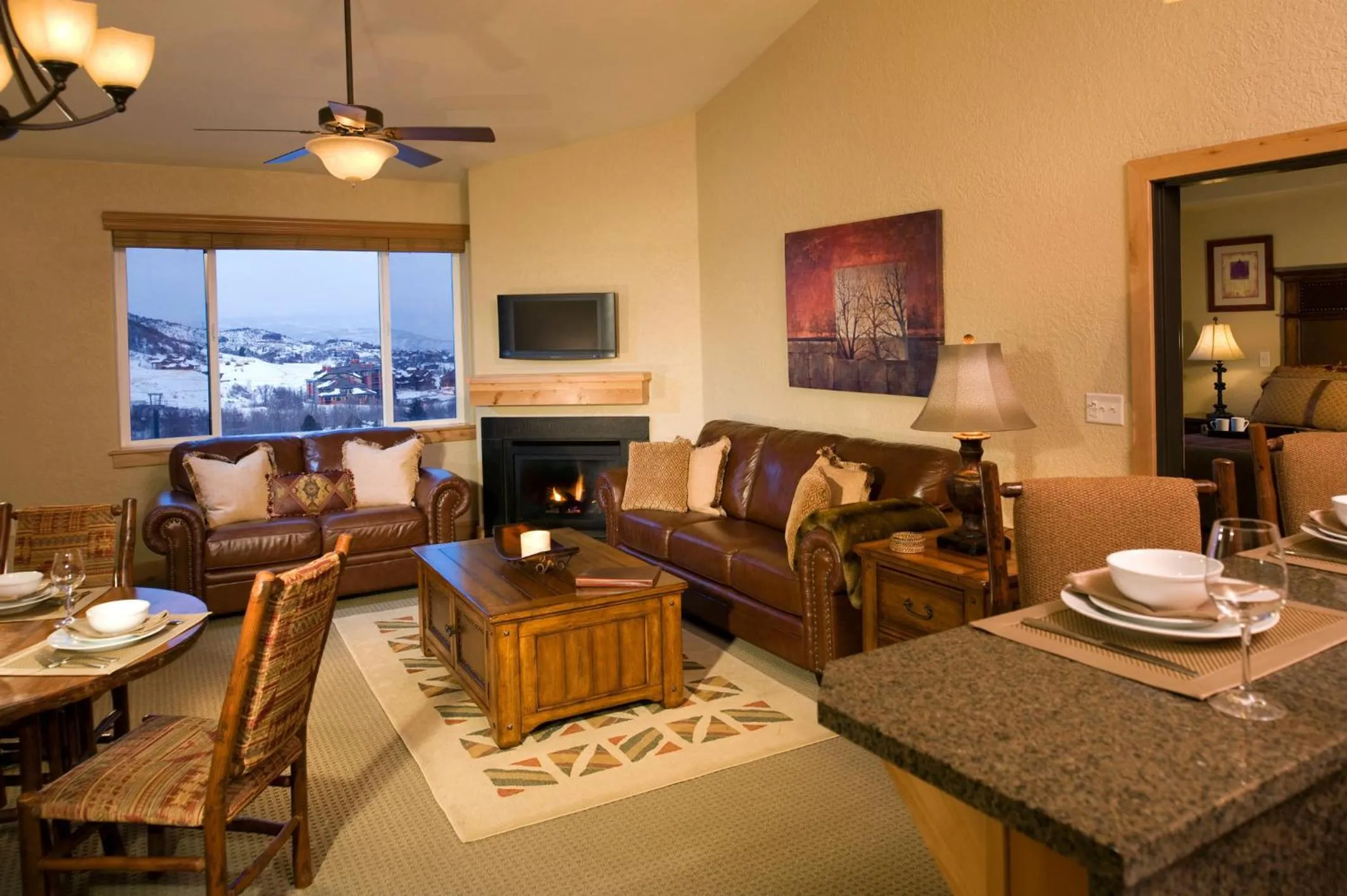 Luxury Three-Bedroom Suite in Silverado Lodge by Park City - Canyons Village
