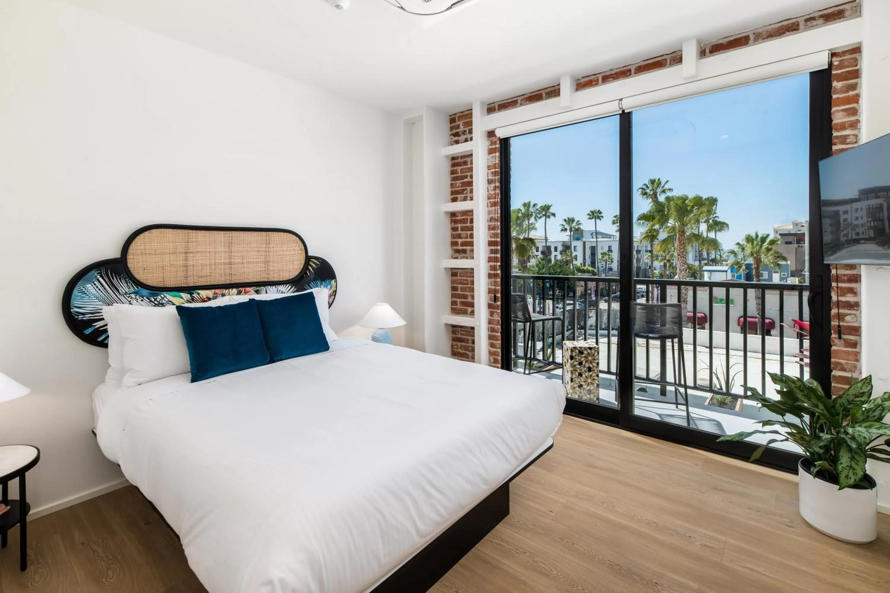 Room 302 - single occupancy in The Brick Boutique Hotel