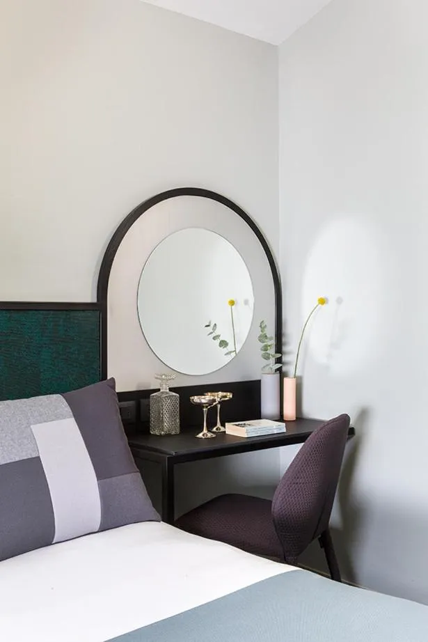 Small Double Room in Hôtel les Cigales