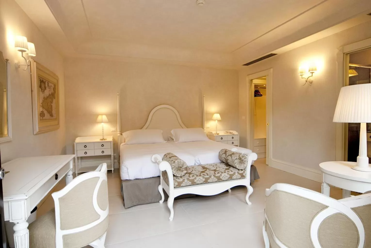 Deluxe Double or Twin Room in Villa Athena Resort