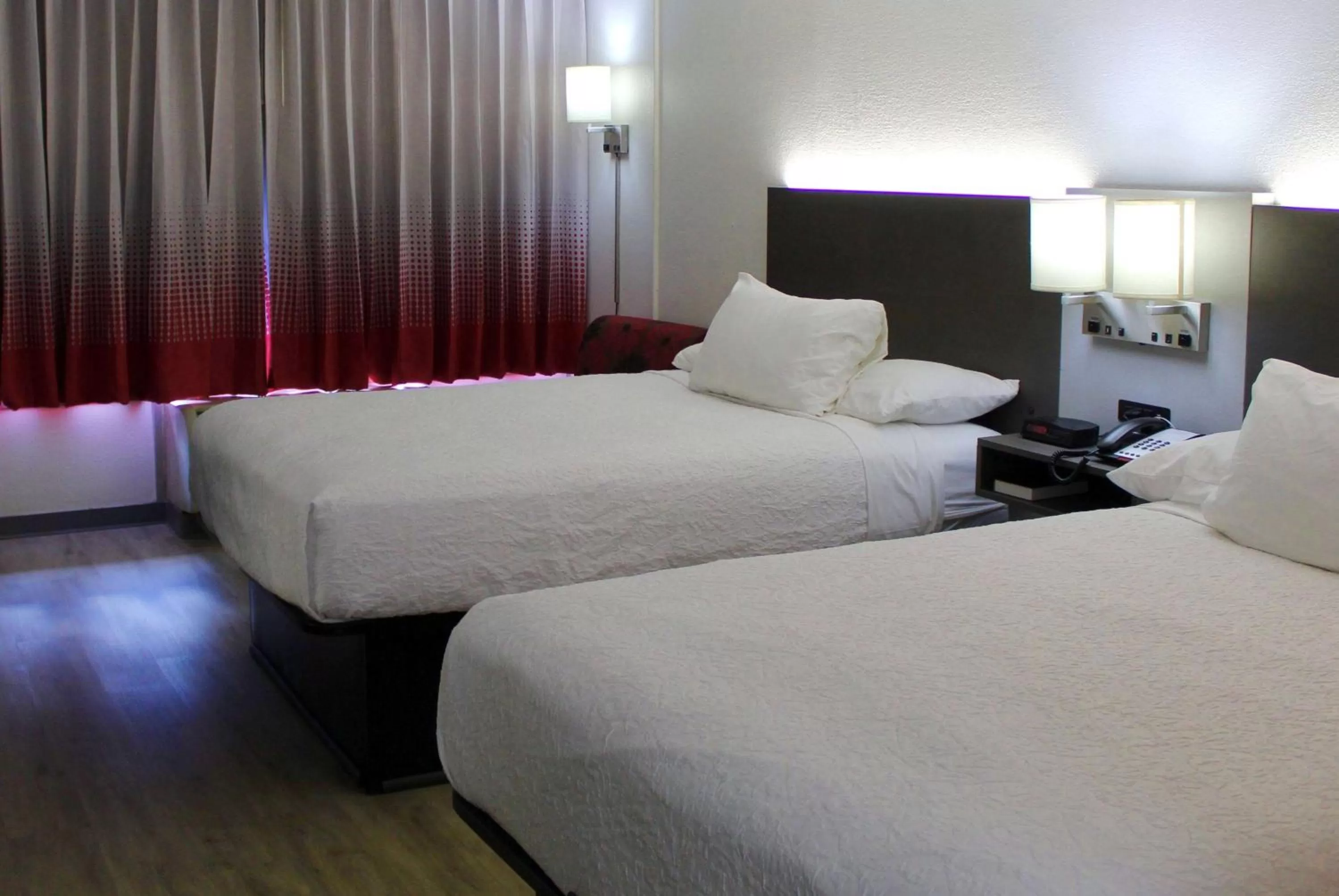 Double Room with Two Double Beds - Mobility Access/Non-Smoking in Ramada by Wyndham Harrisonburg