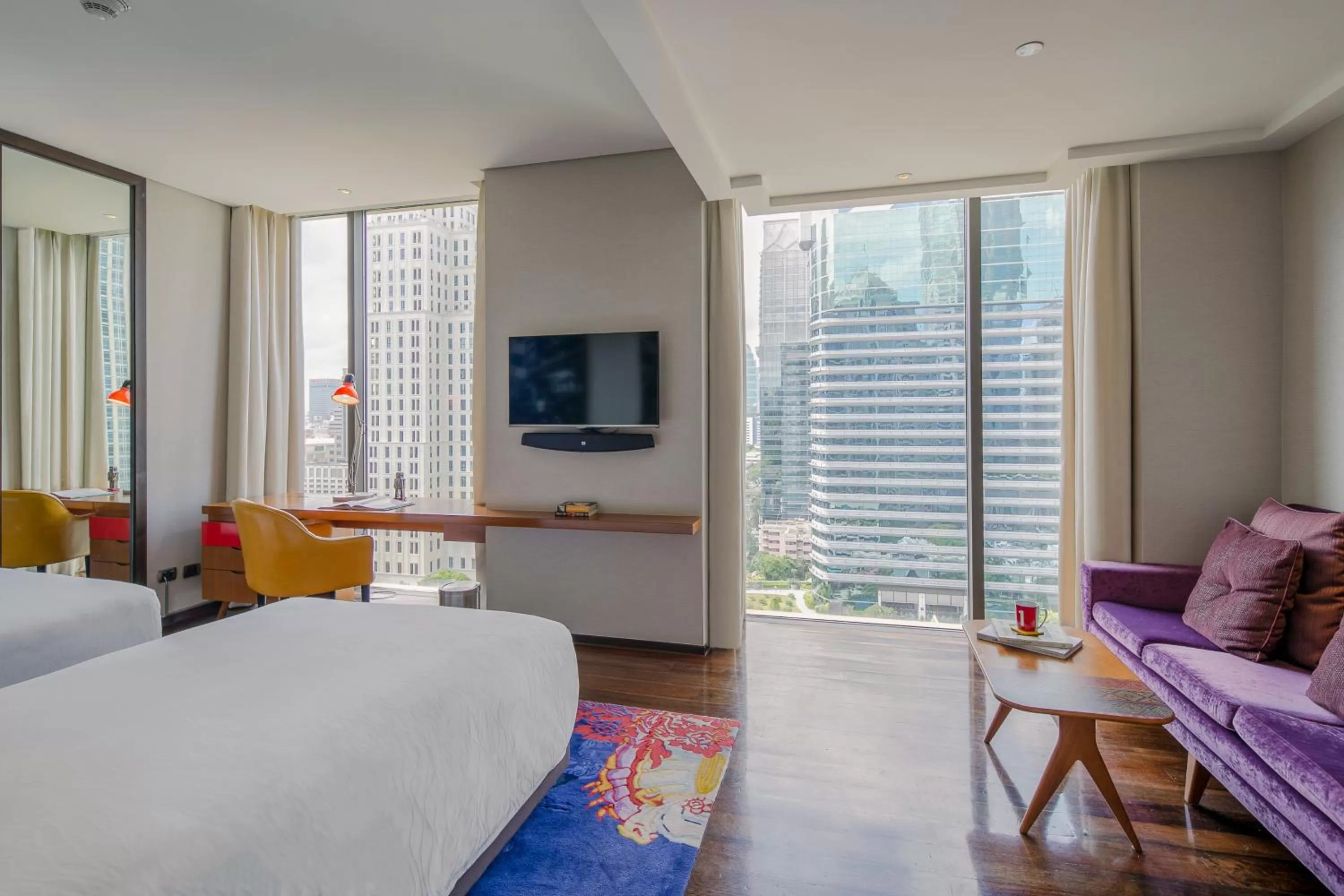 High Floor Standard Twin Room in Hotel Indigo Bangkok Wireless Road by IHG