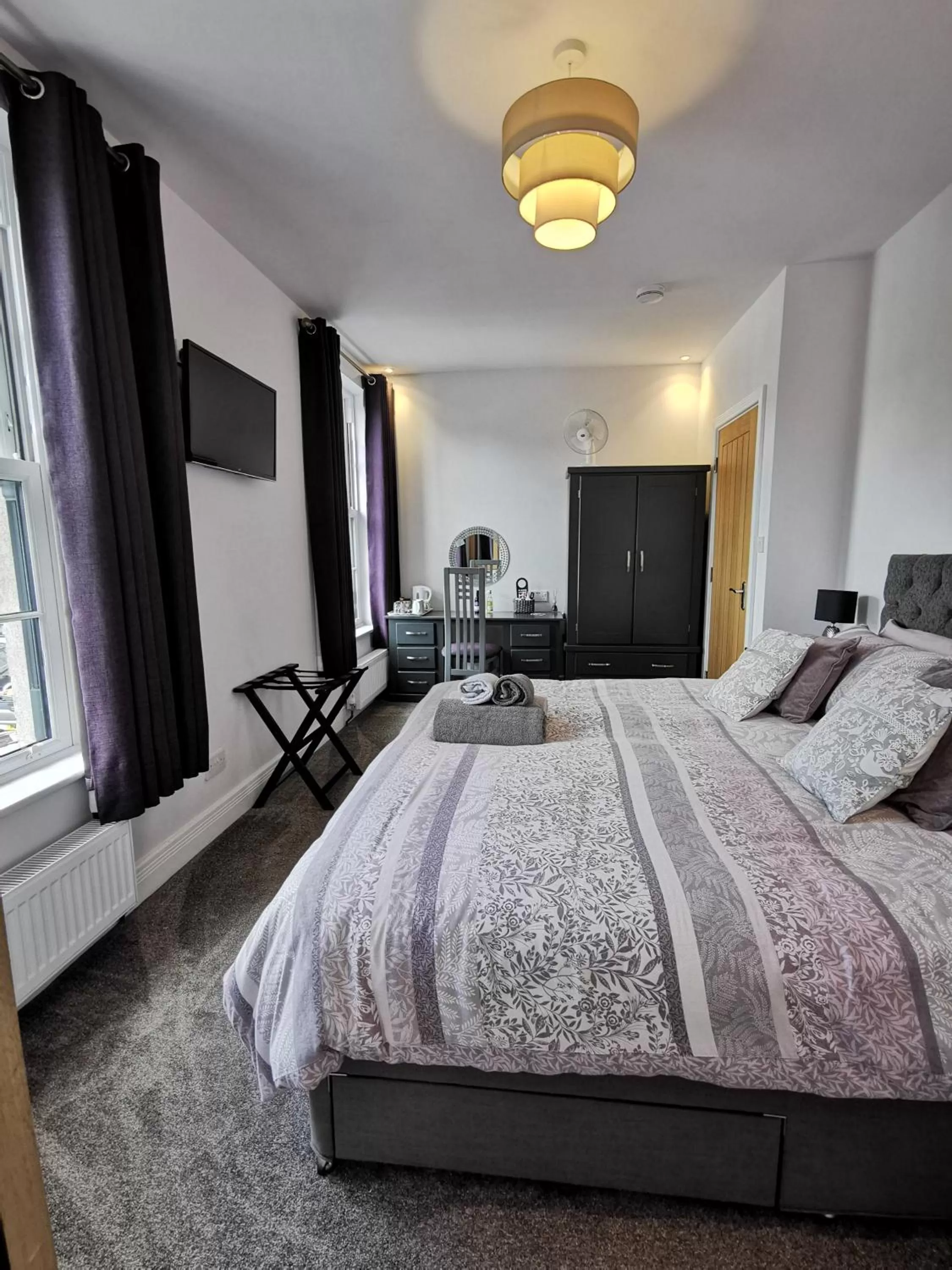 Superior Double or Twin Room in Saracens House