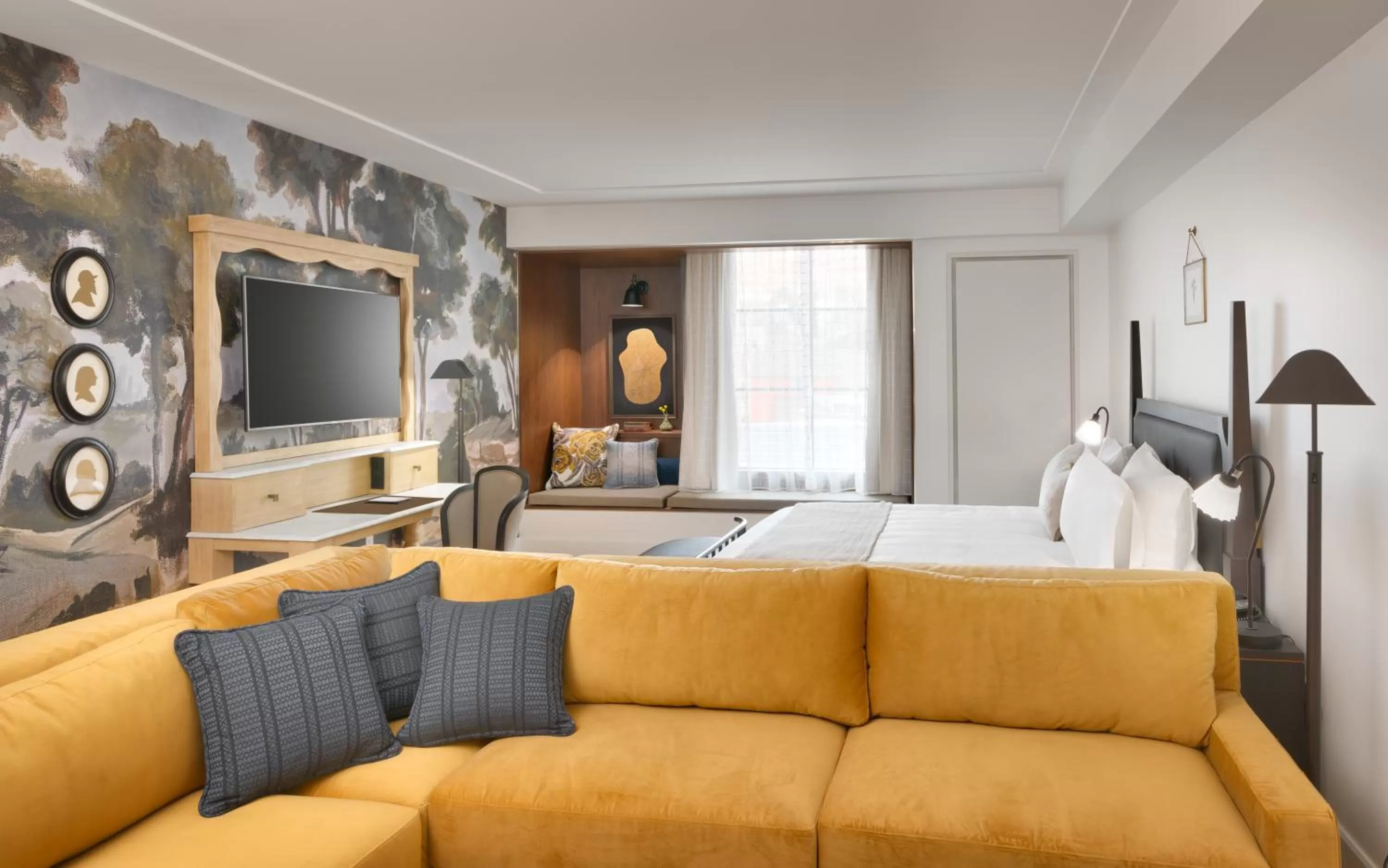 1 Bedroom Suite, 1 King, City view in The Advenire, Autograph Collection