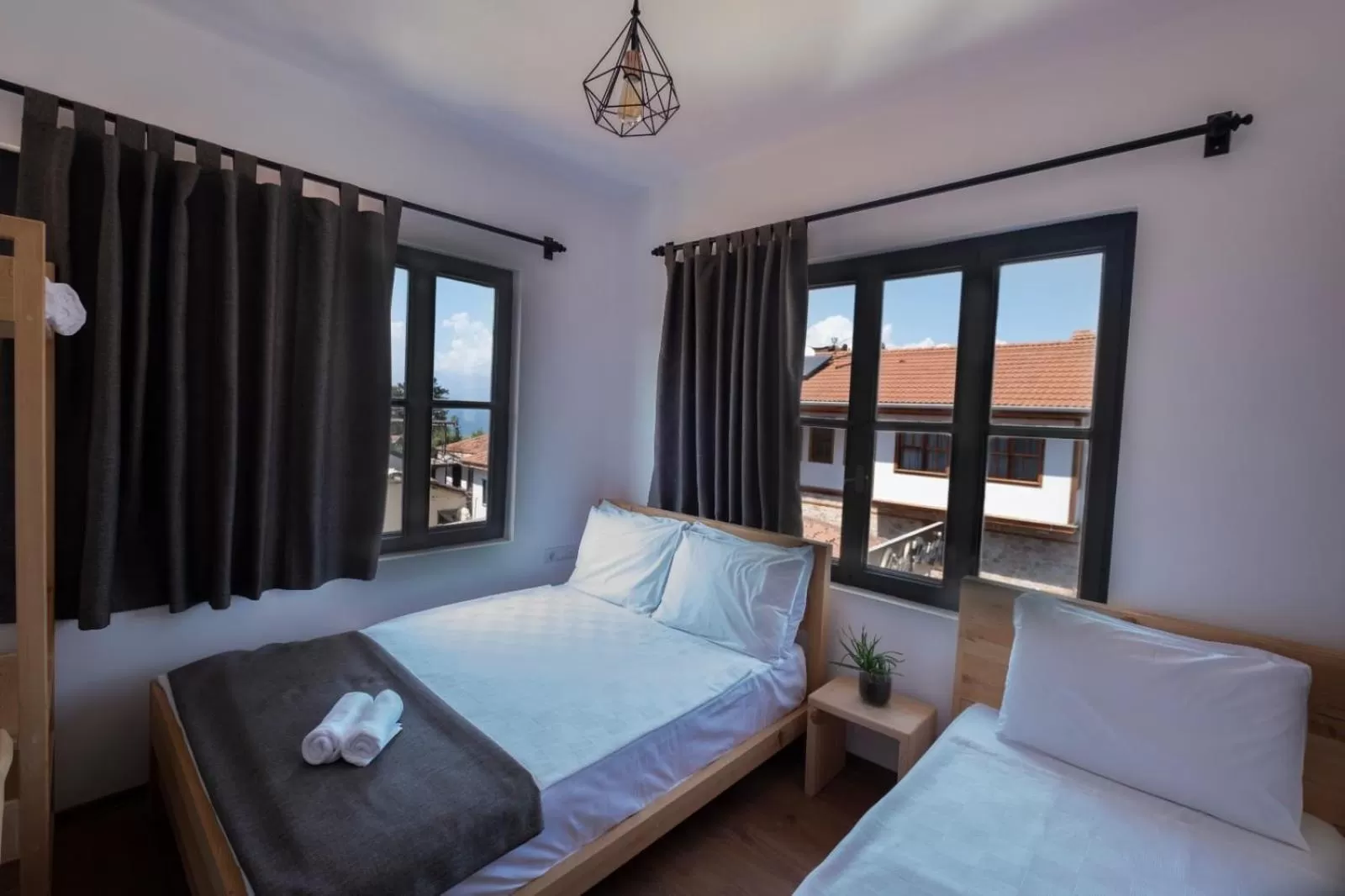 Comfort Triple Room in Solo Boutique Hotel